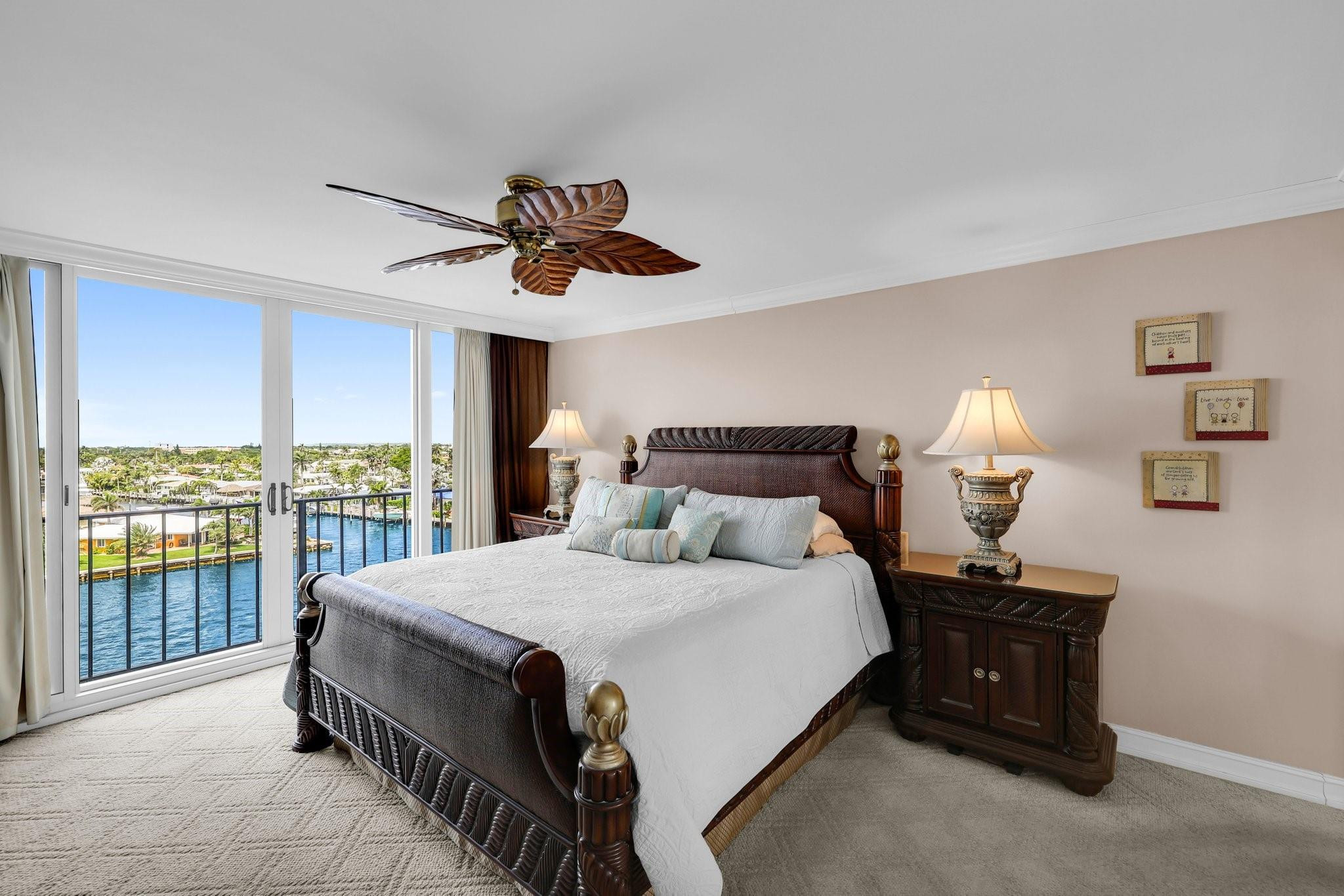 521 N Riverside Drive 601