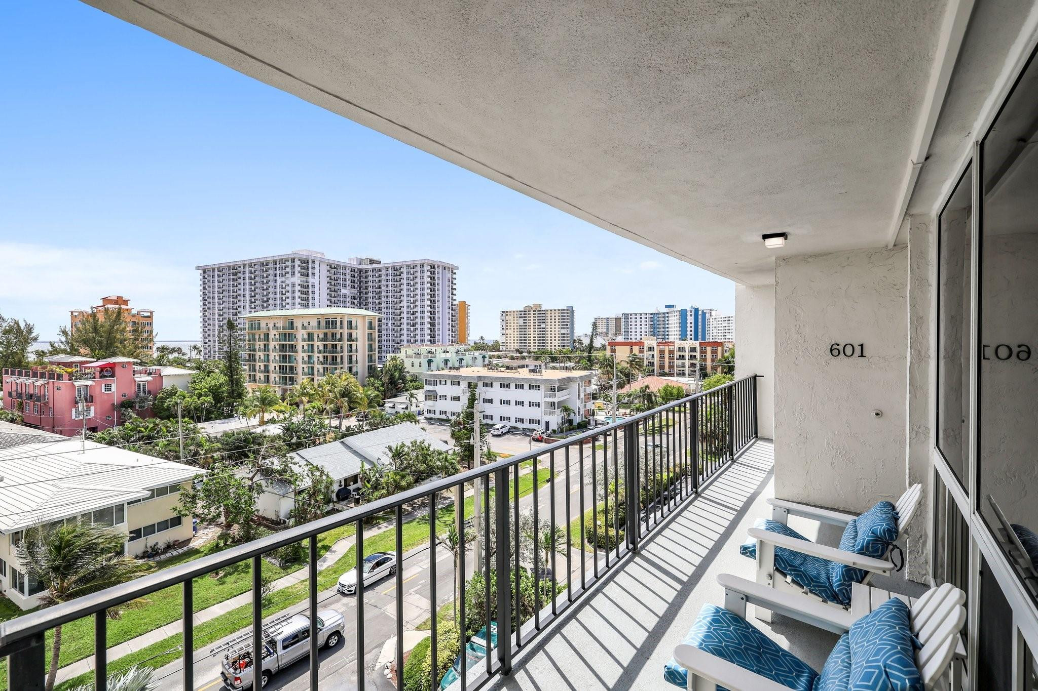 521 N Riverside Drive 601
