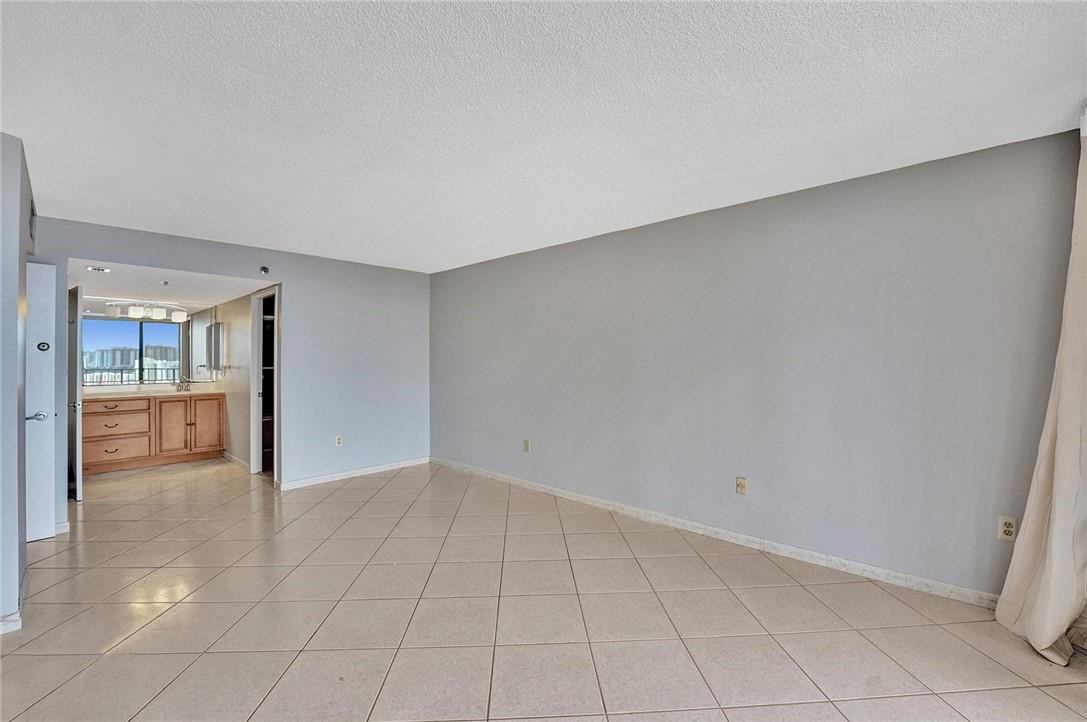 210 174th Street 1811
