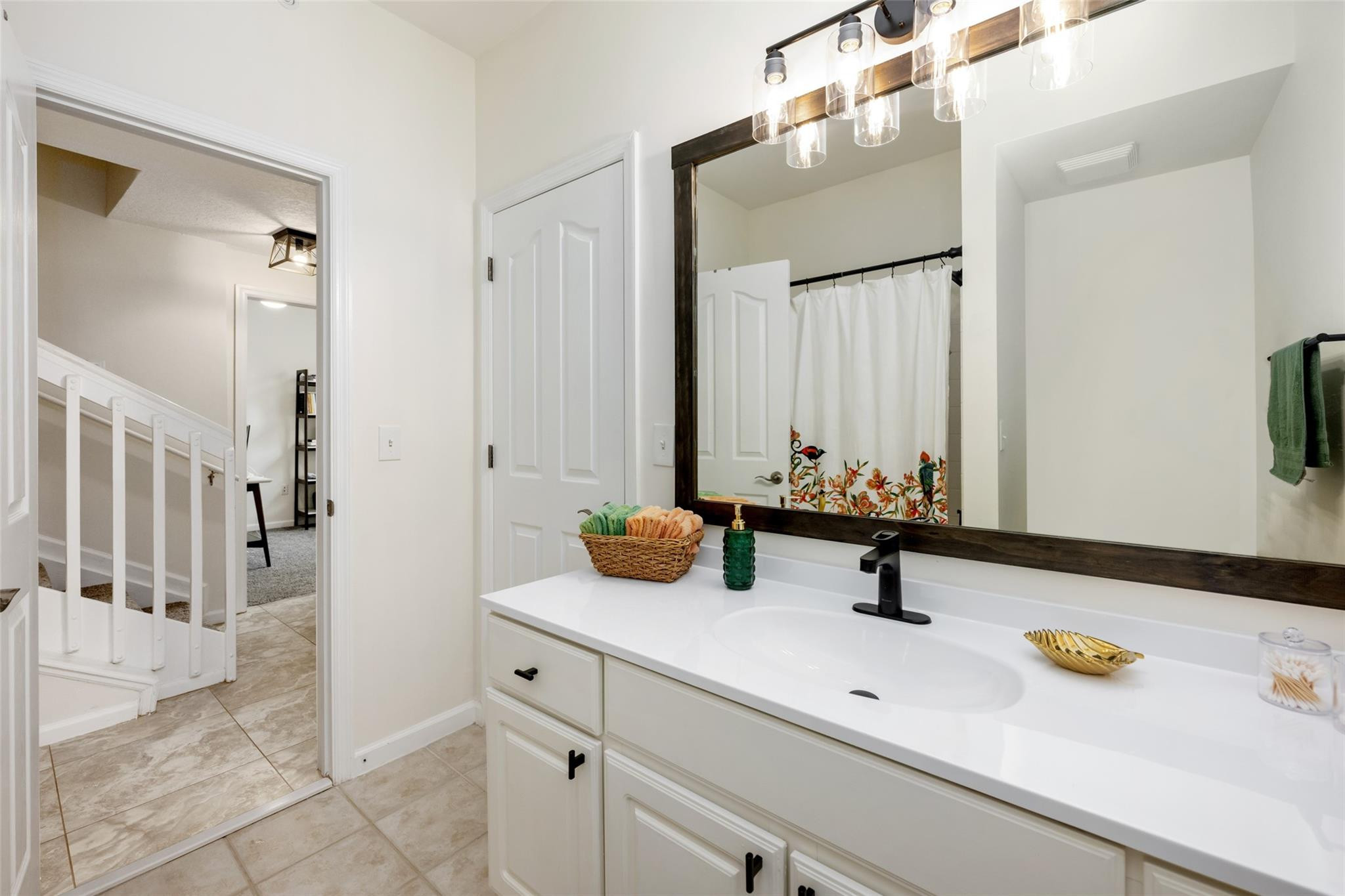 2042 Alta Meadows Lane 1708