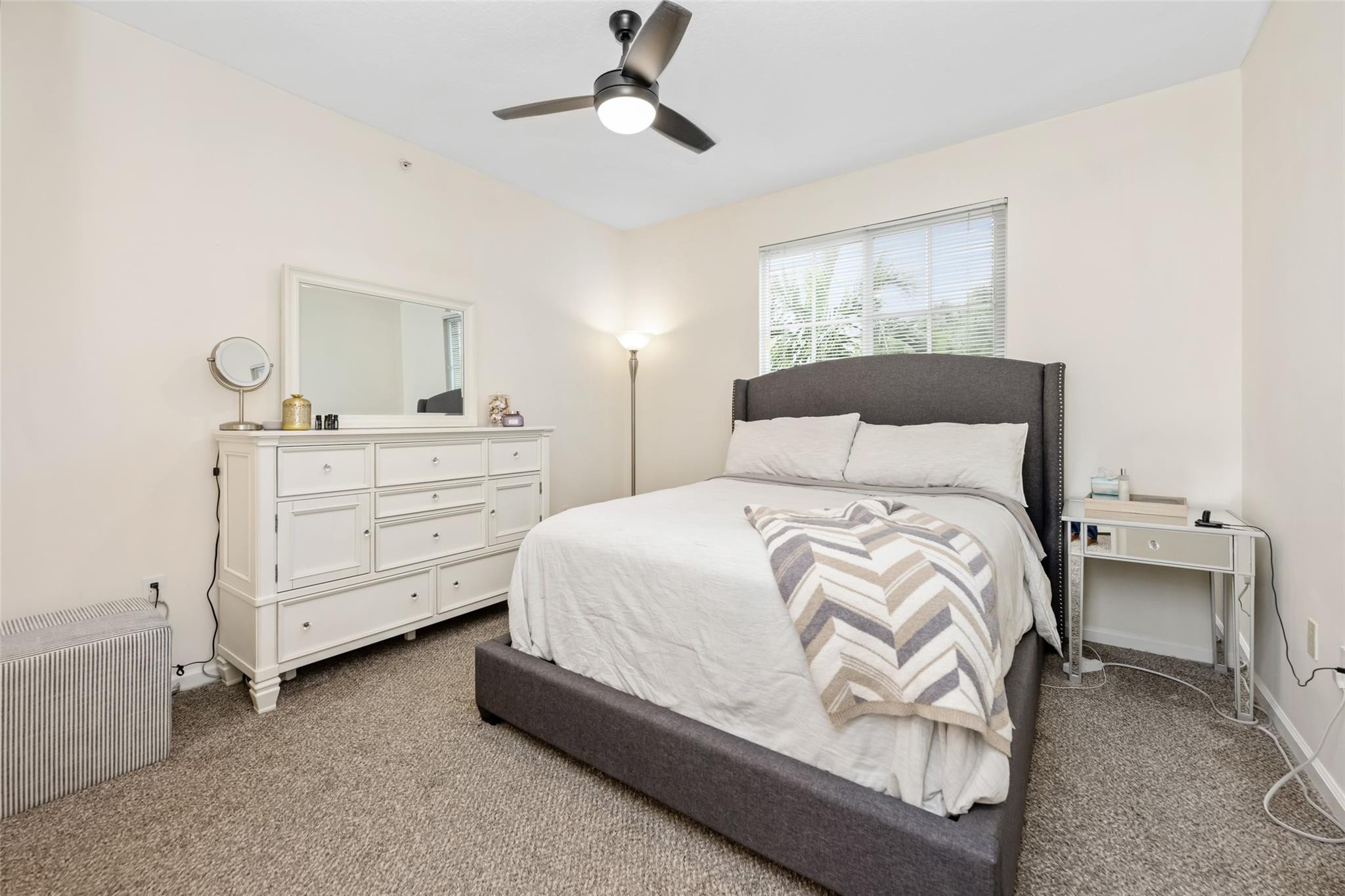 2042 Alta Meadows Lane 1708