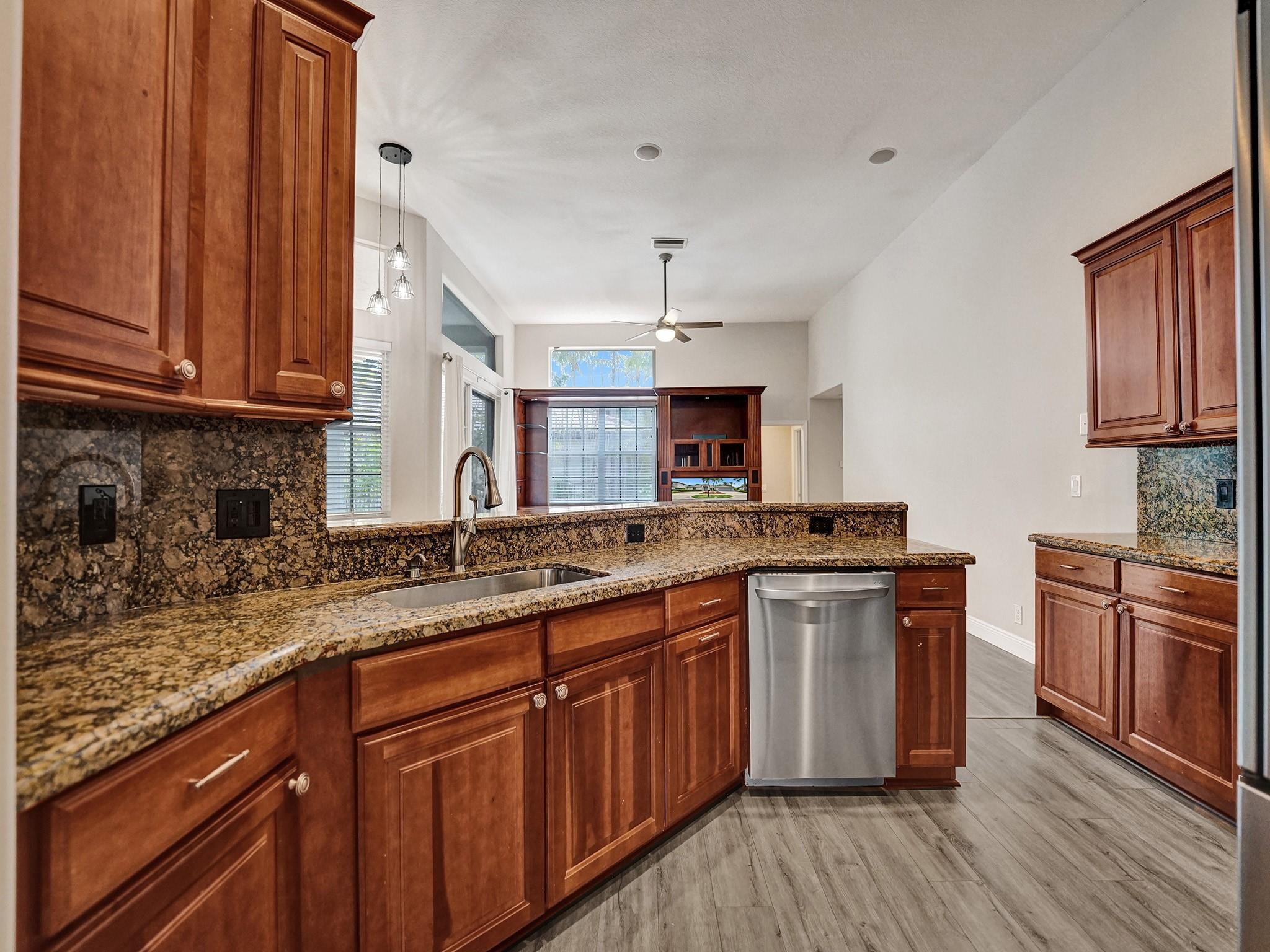 2587 Jardin Court