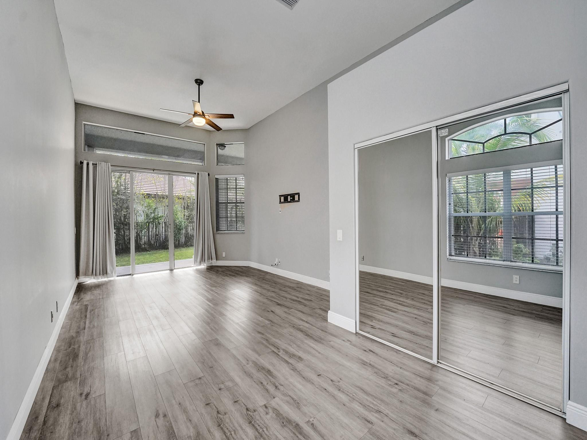 2587 Jardin Court