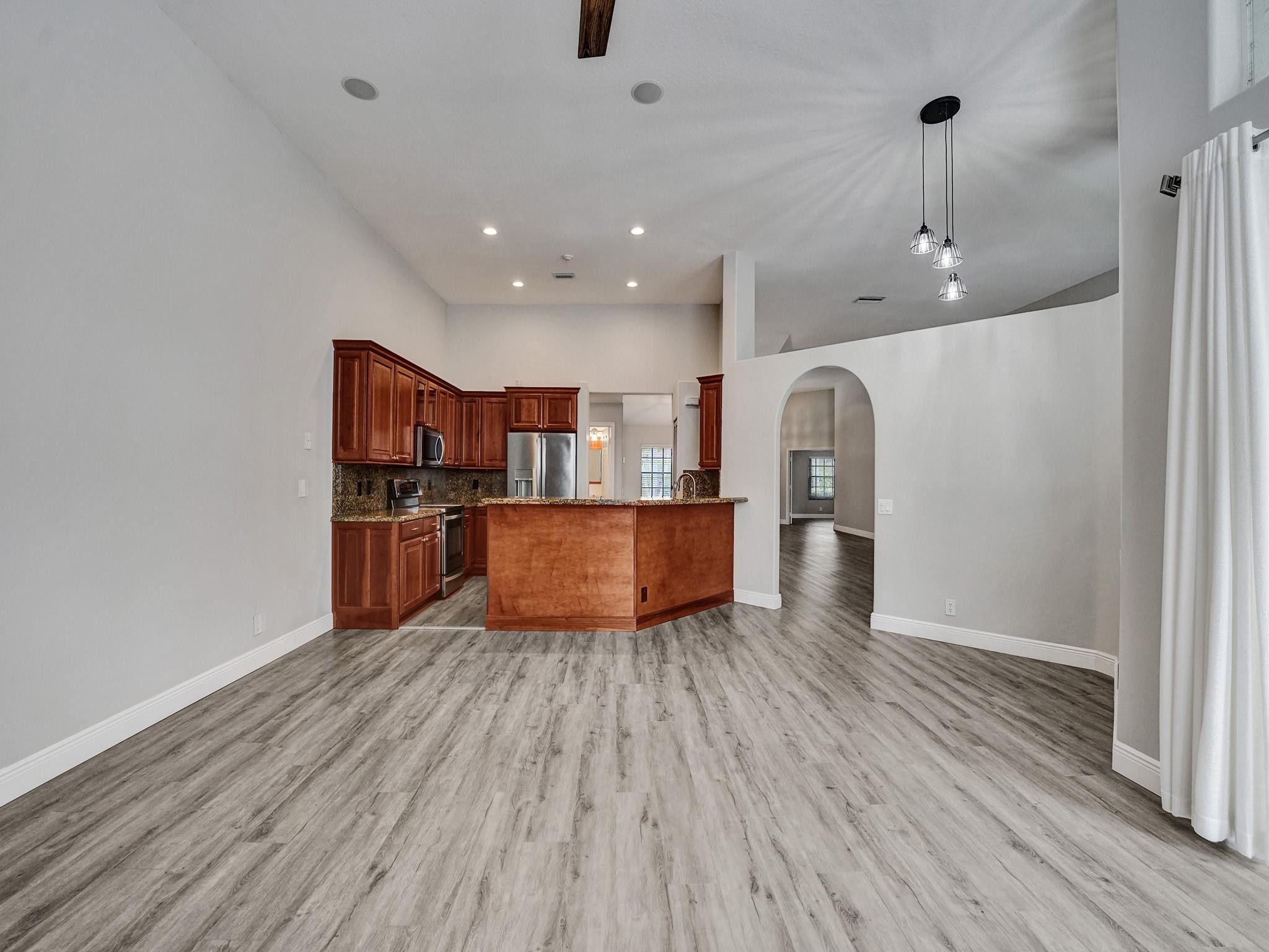 2587 Jardin Court
