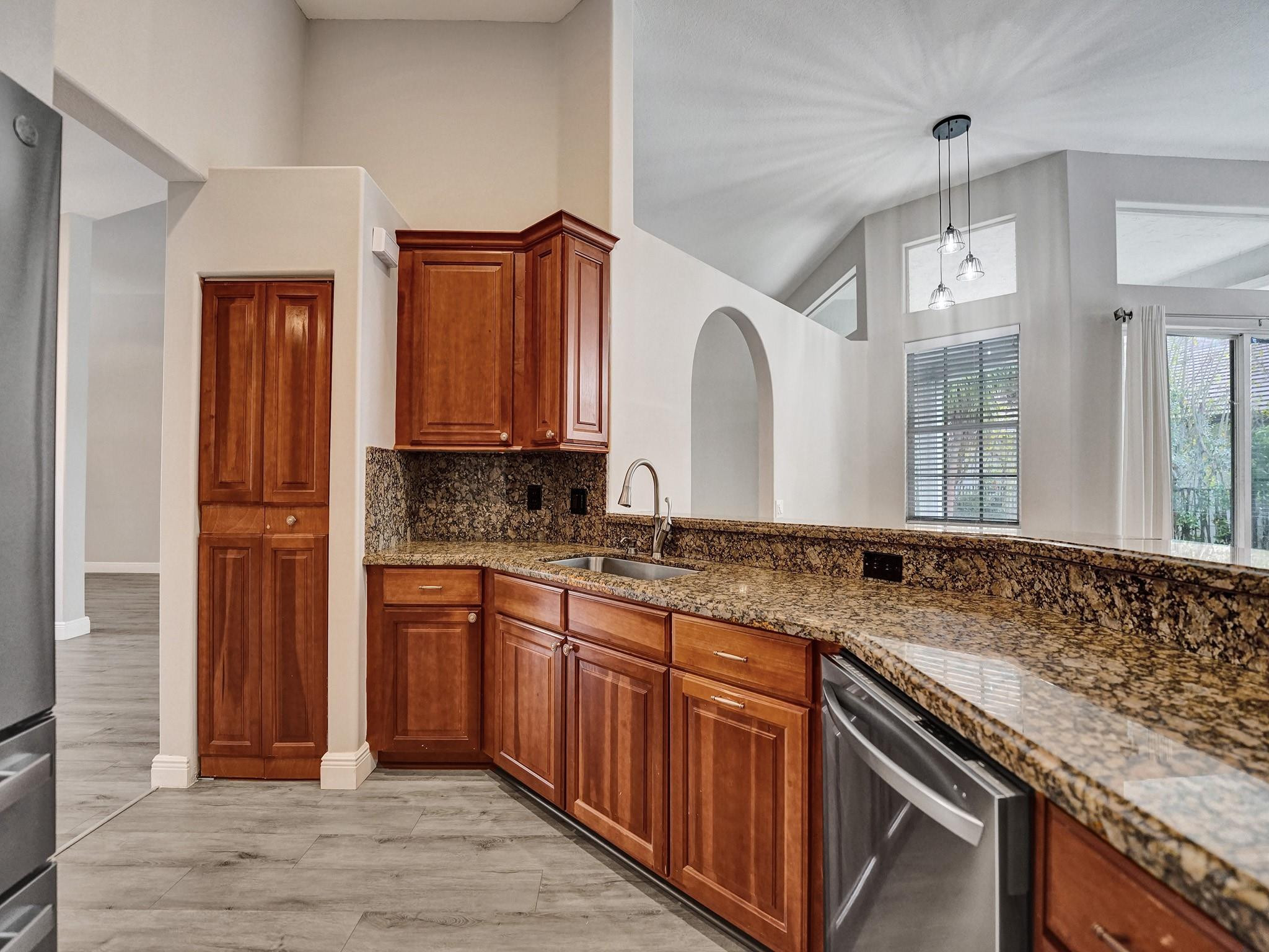 2587 Jardin Court