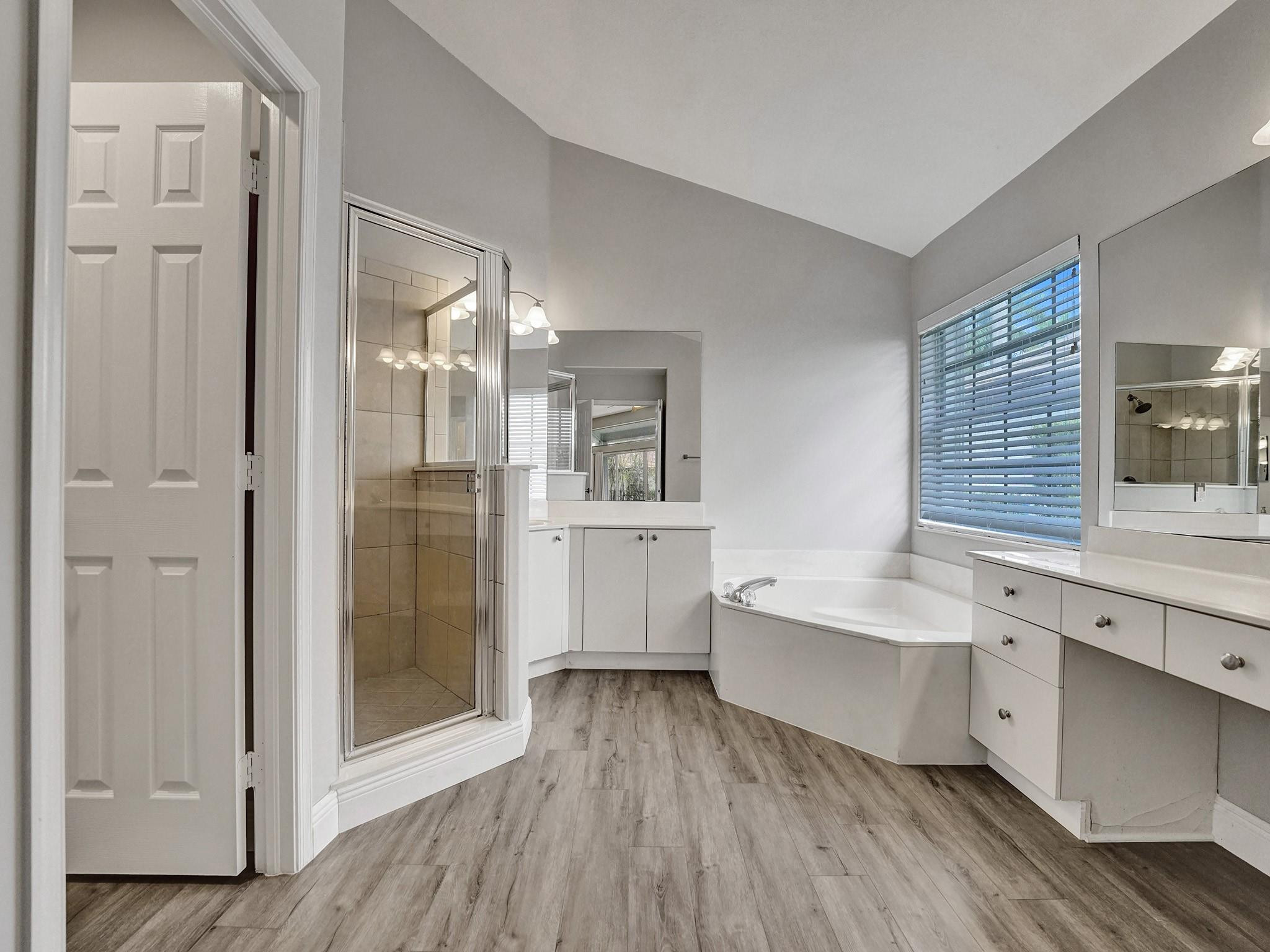 2587 Jardin Court