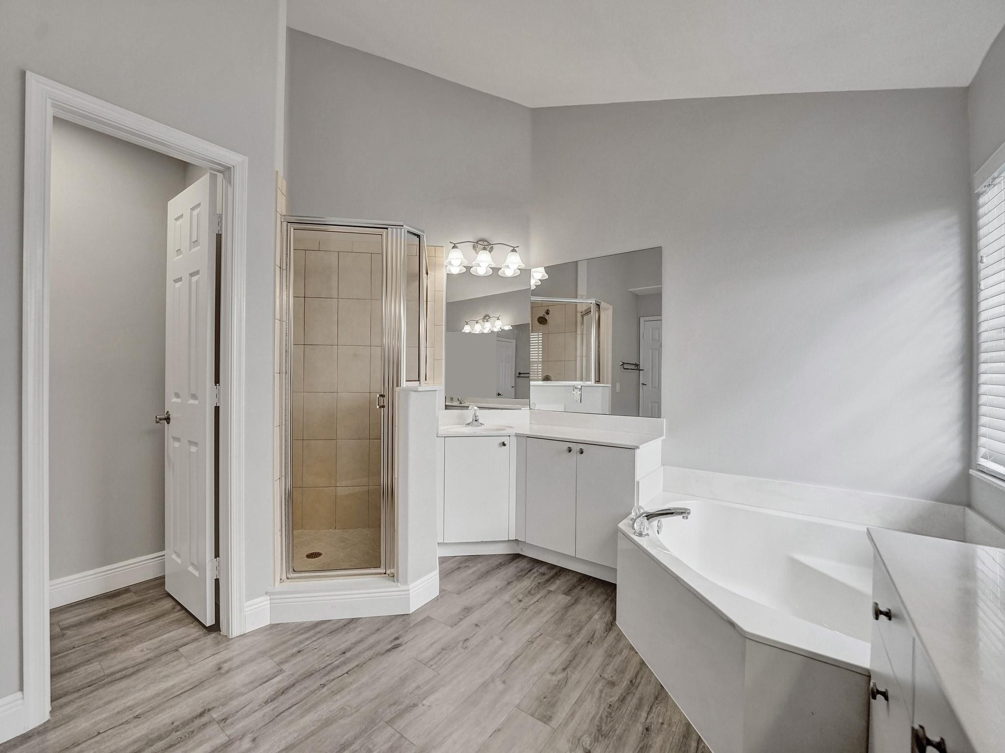 2587 Jardin Court