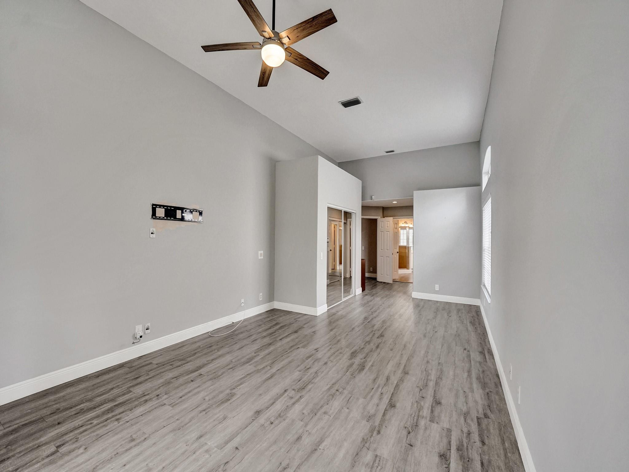 2587 Jardin Court