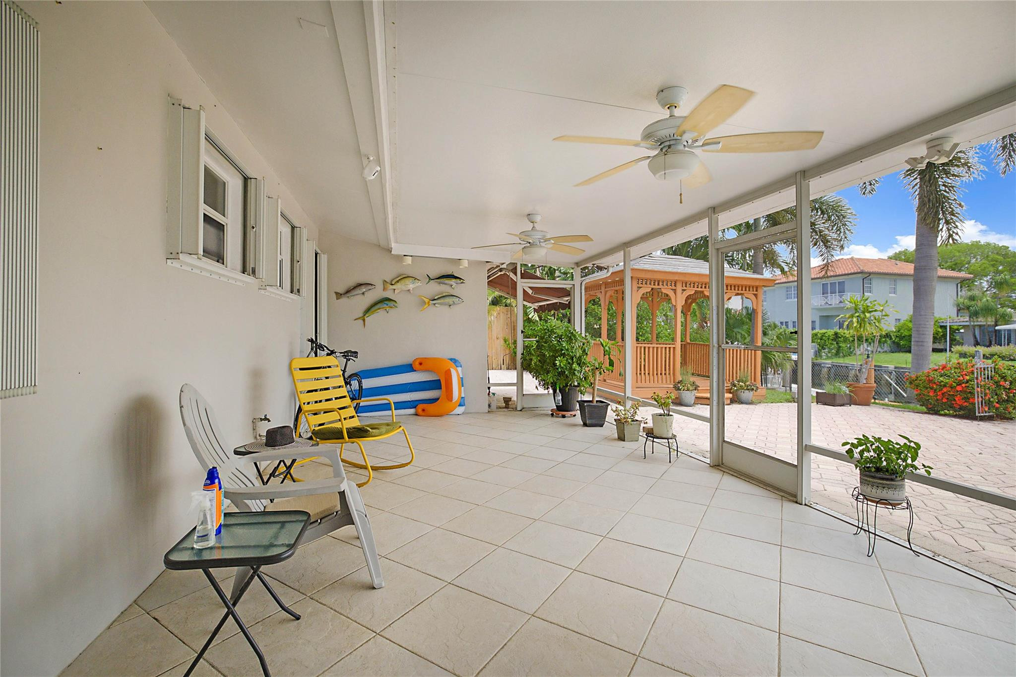 2360 NE 49th Street