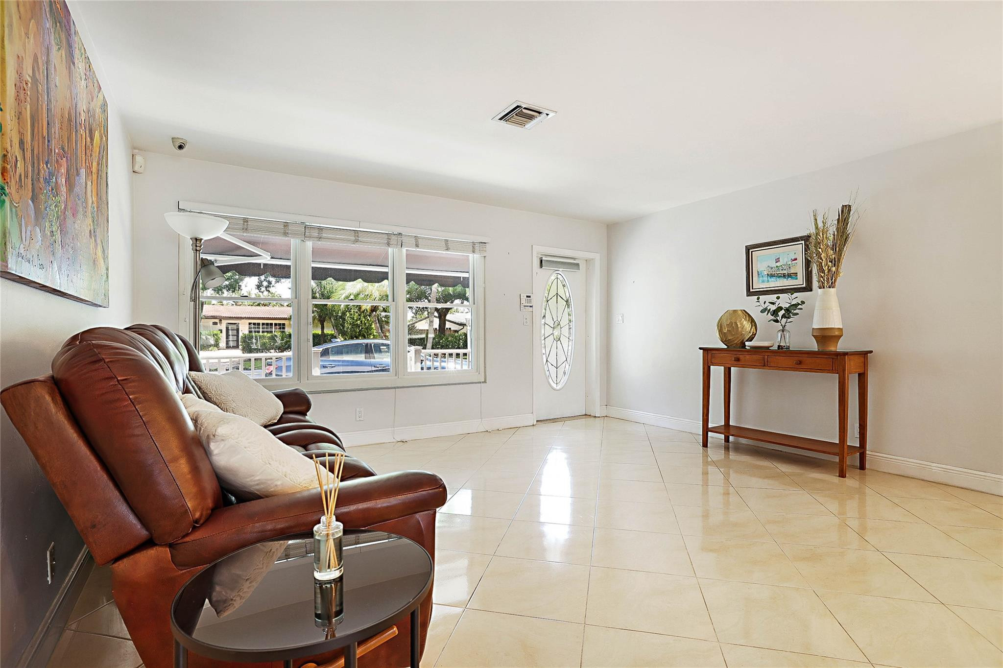 2360 NE 49th Street