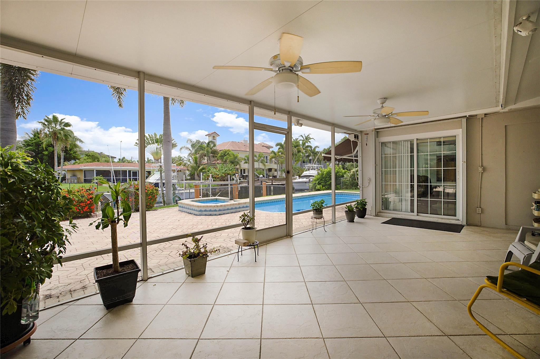 2360 NE 49th Street