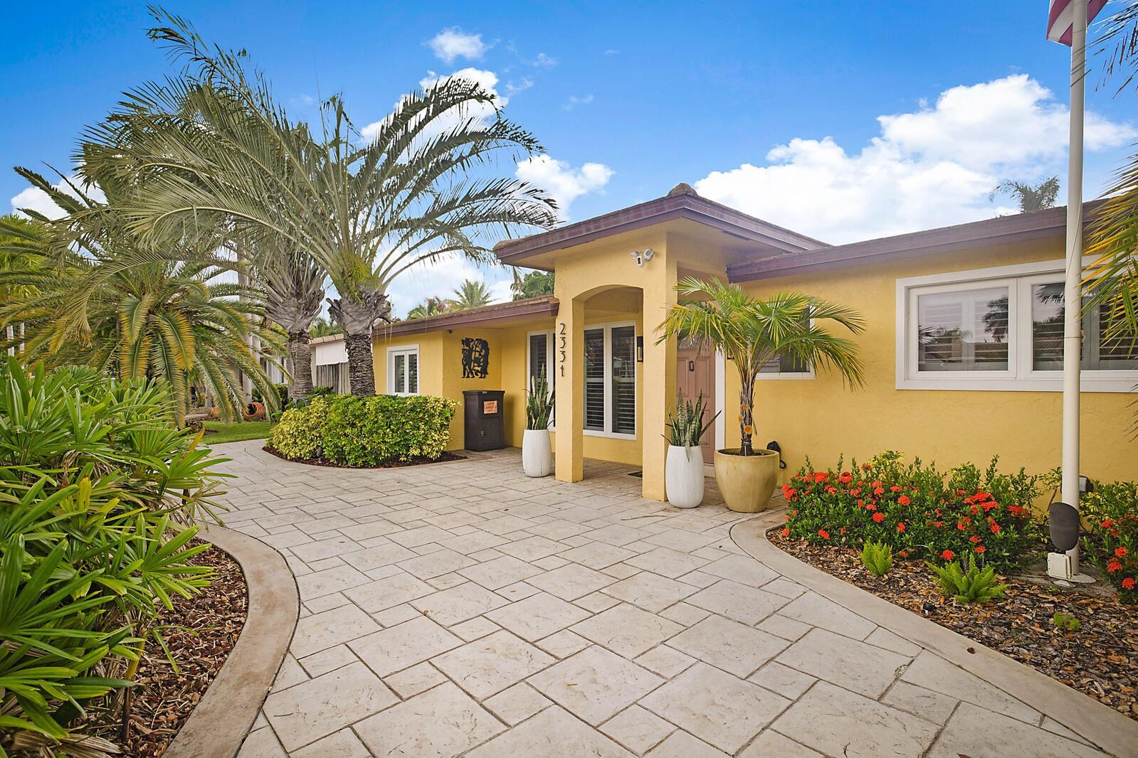 2331 NE 50th Court