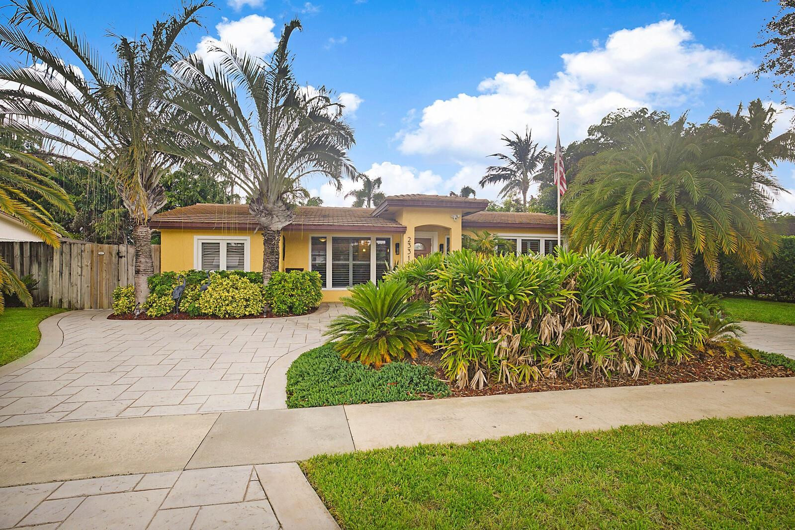 2331 NE 50th Court