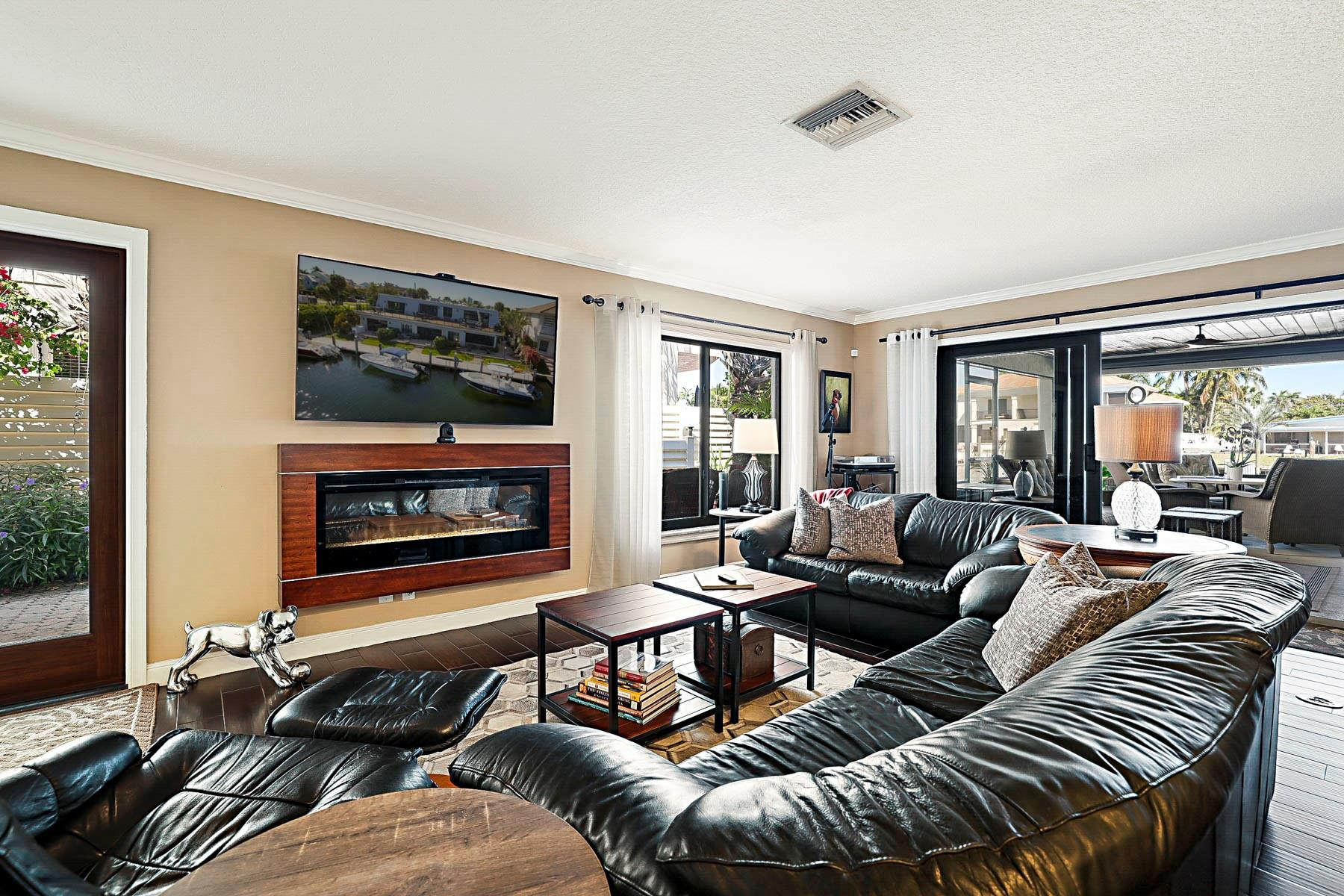 2743 NE 28th Court 3