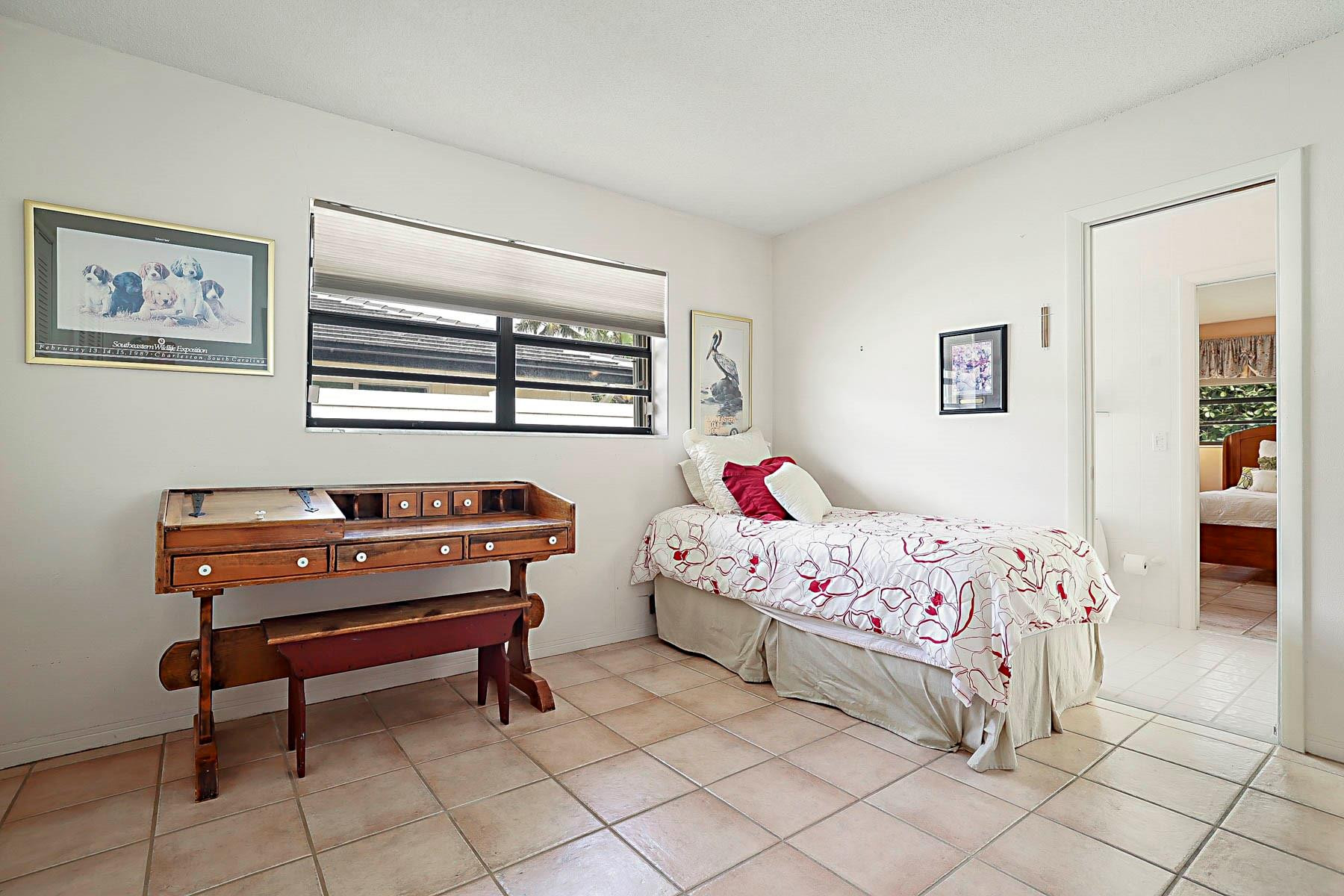 3031 NE 45th Street