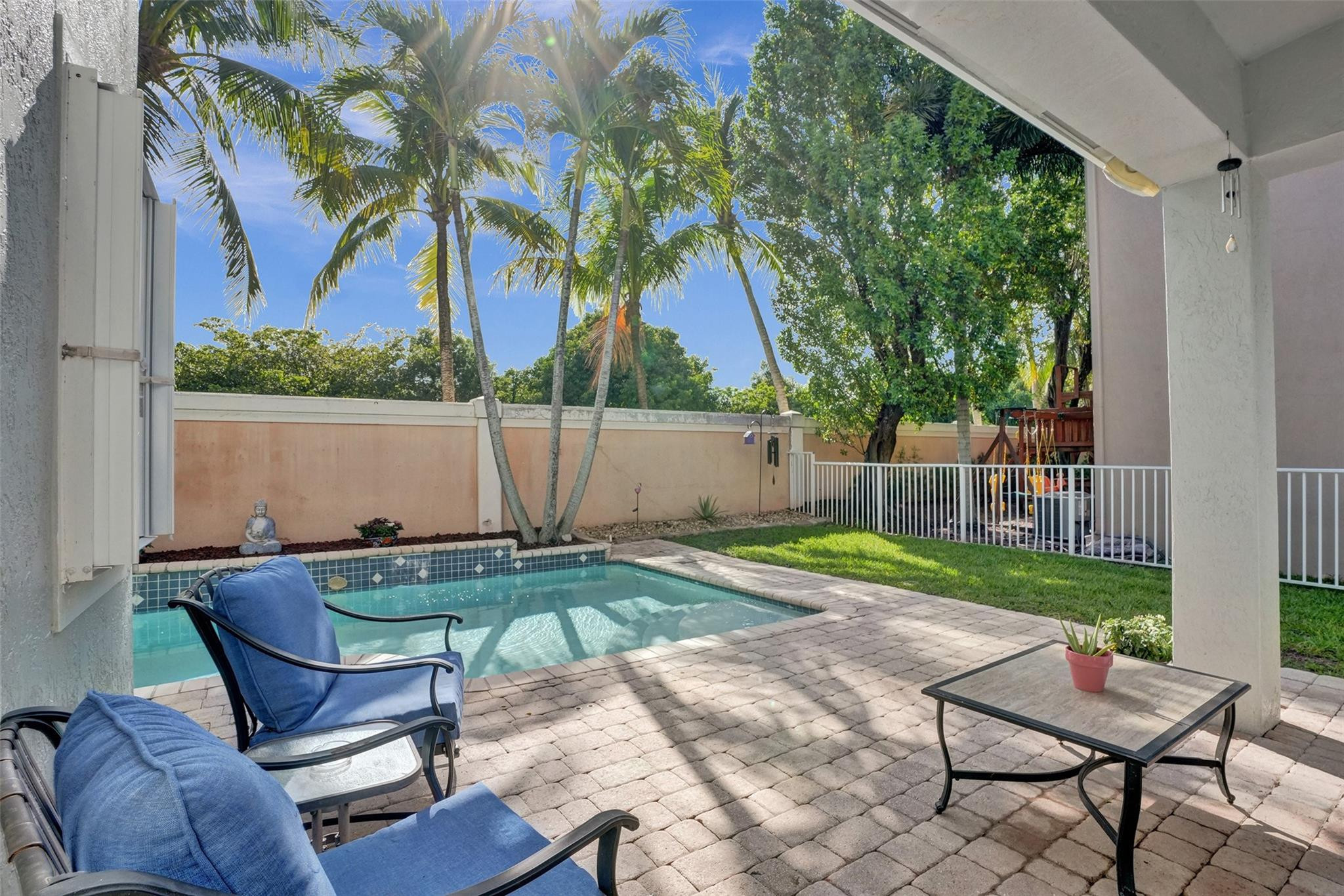 636 NW 127th Avenue