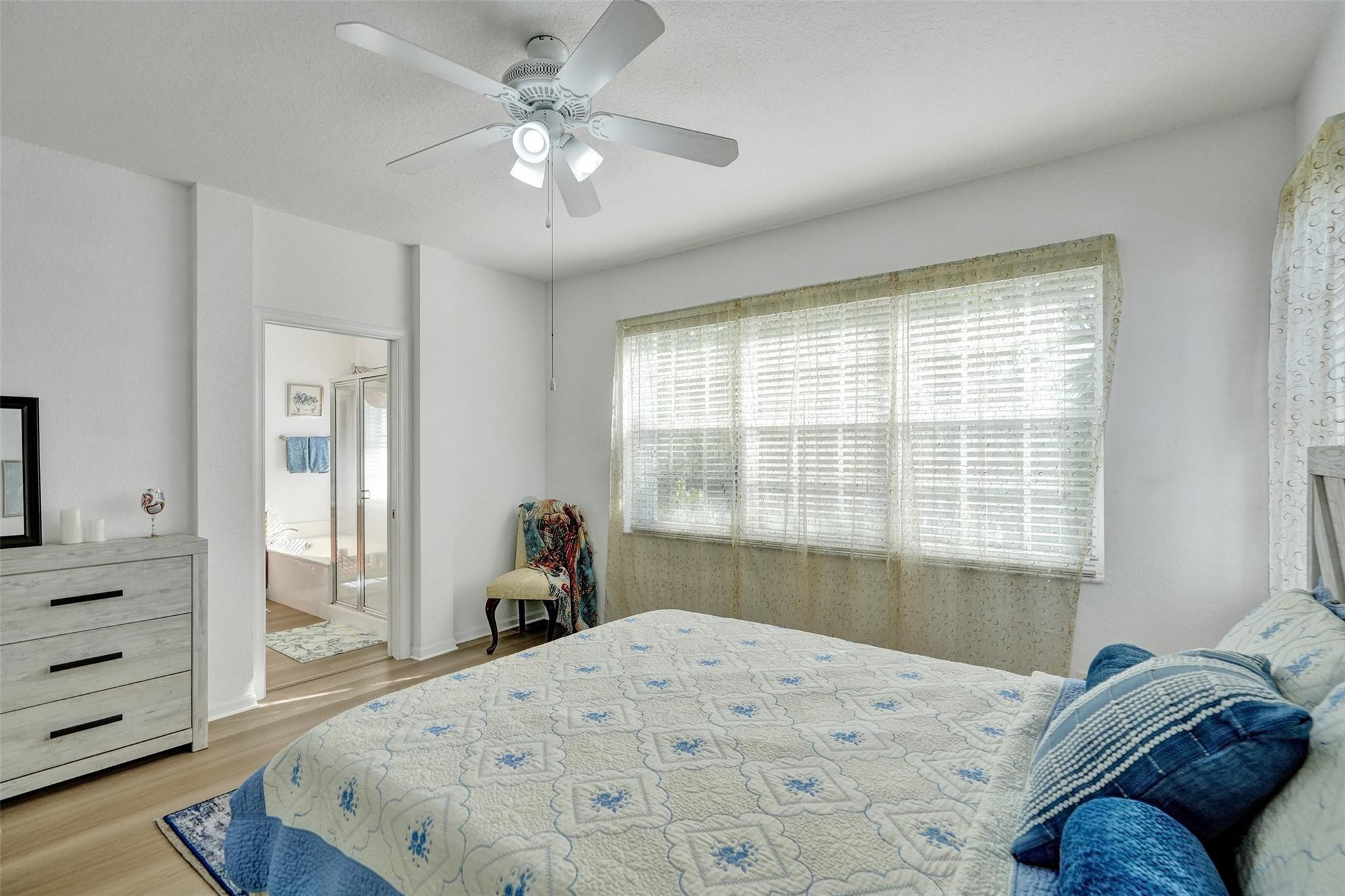 636 NW 127th Avenue