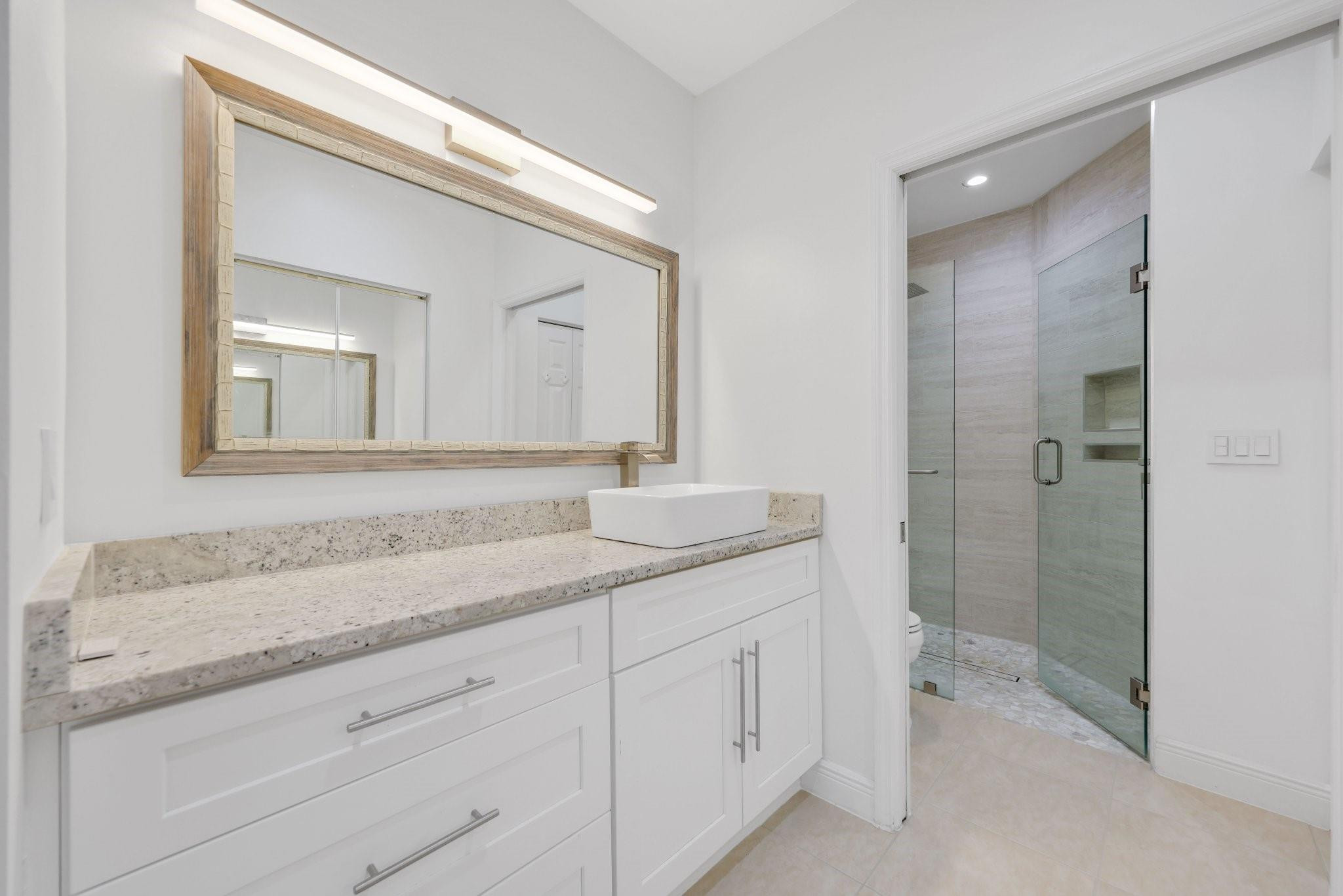 6171 Floral Lakes Drive