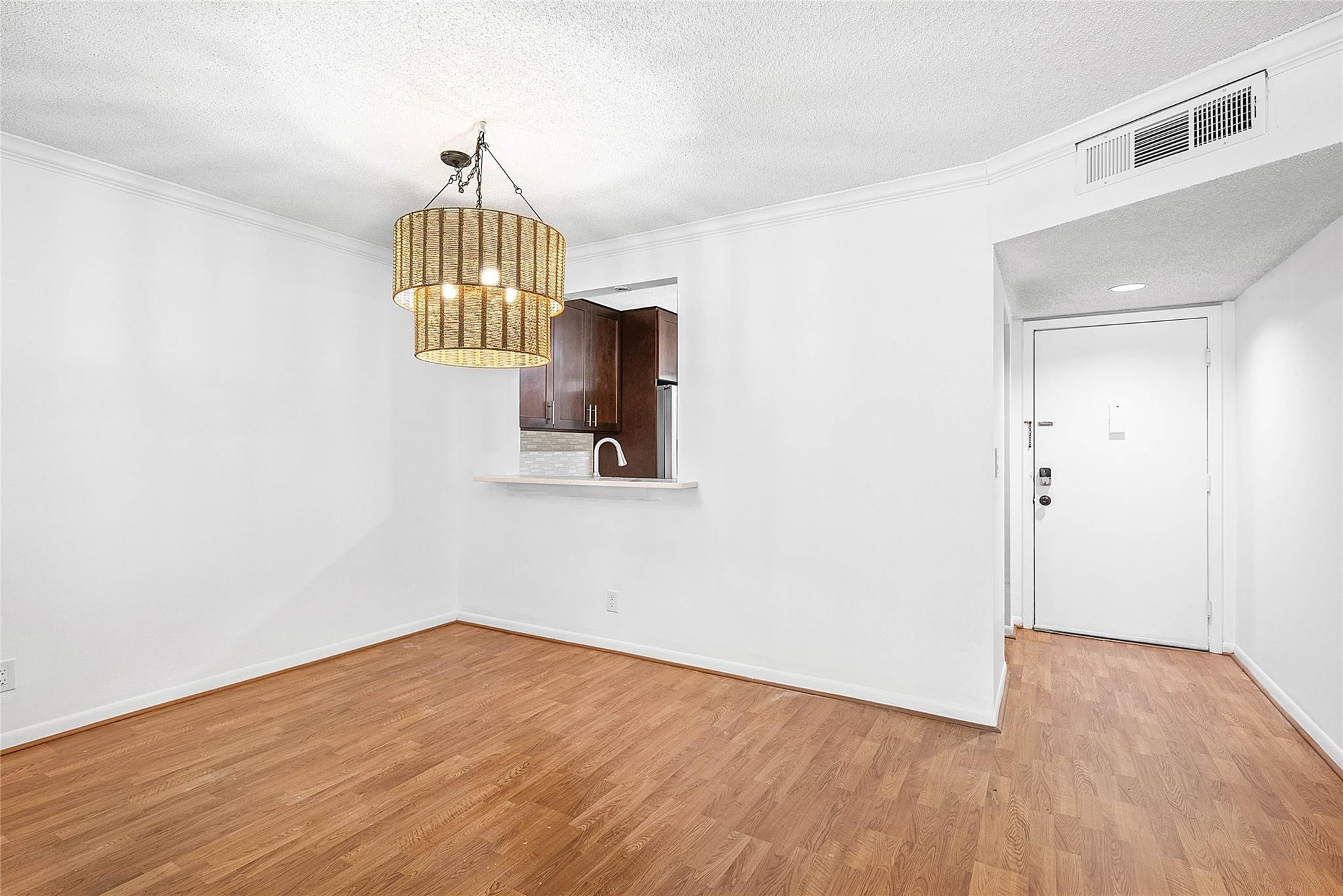5280 Las Verdes Circle 202