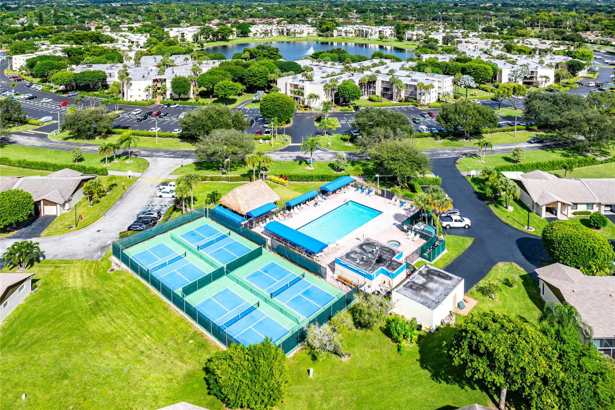 5280 Las Verdes Circle 202