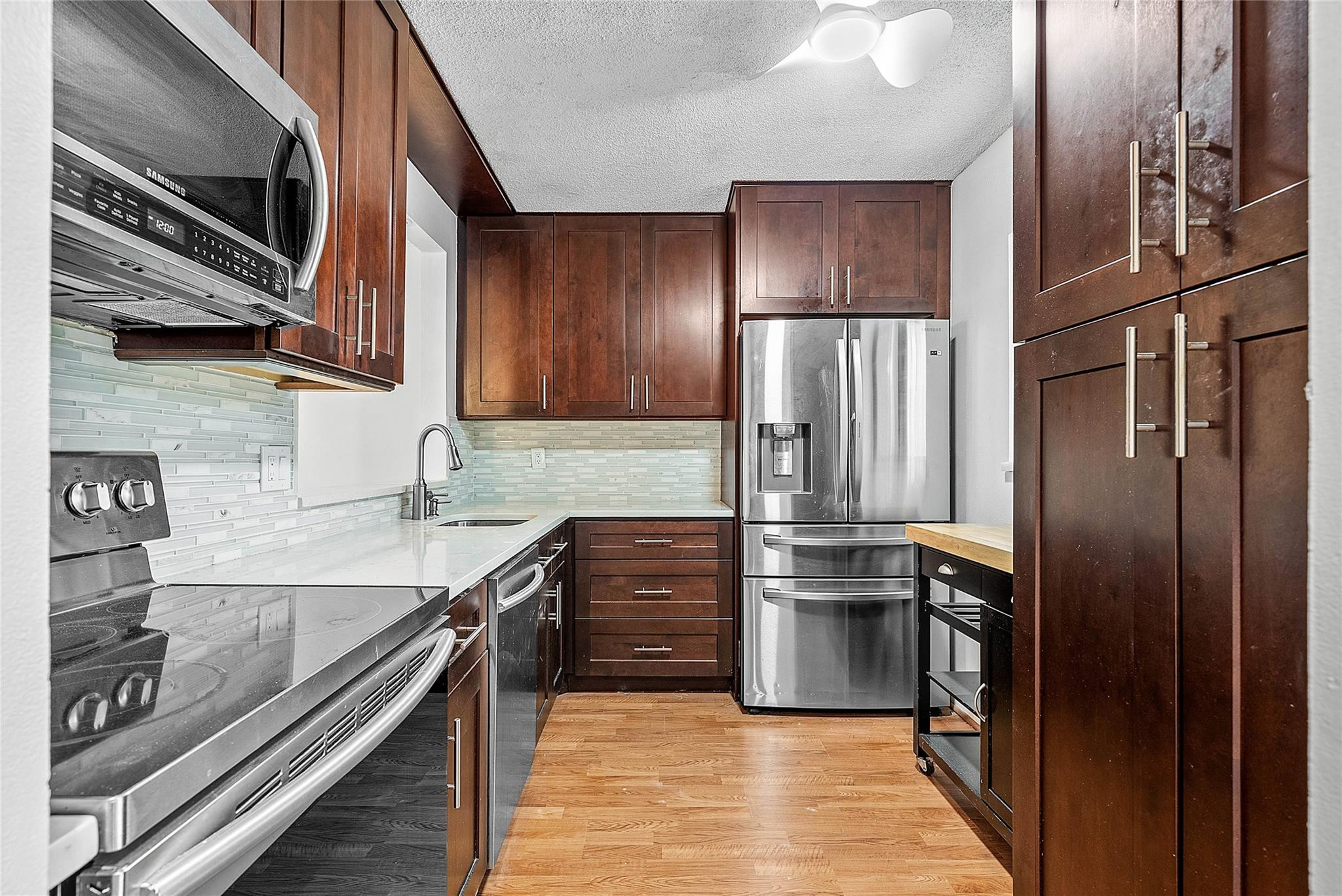 5280 Las Verdes Circle 202