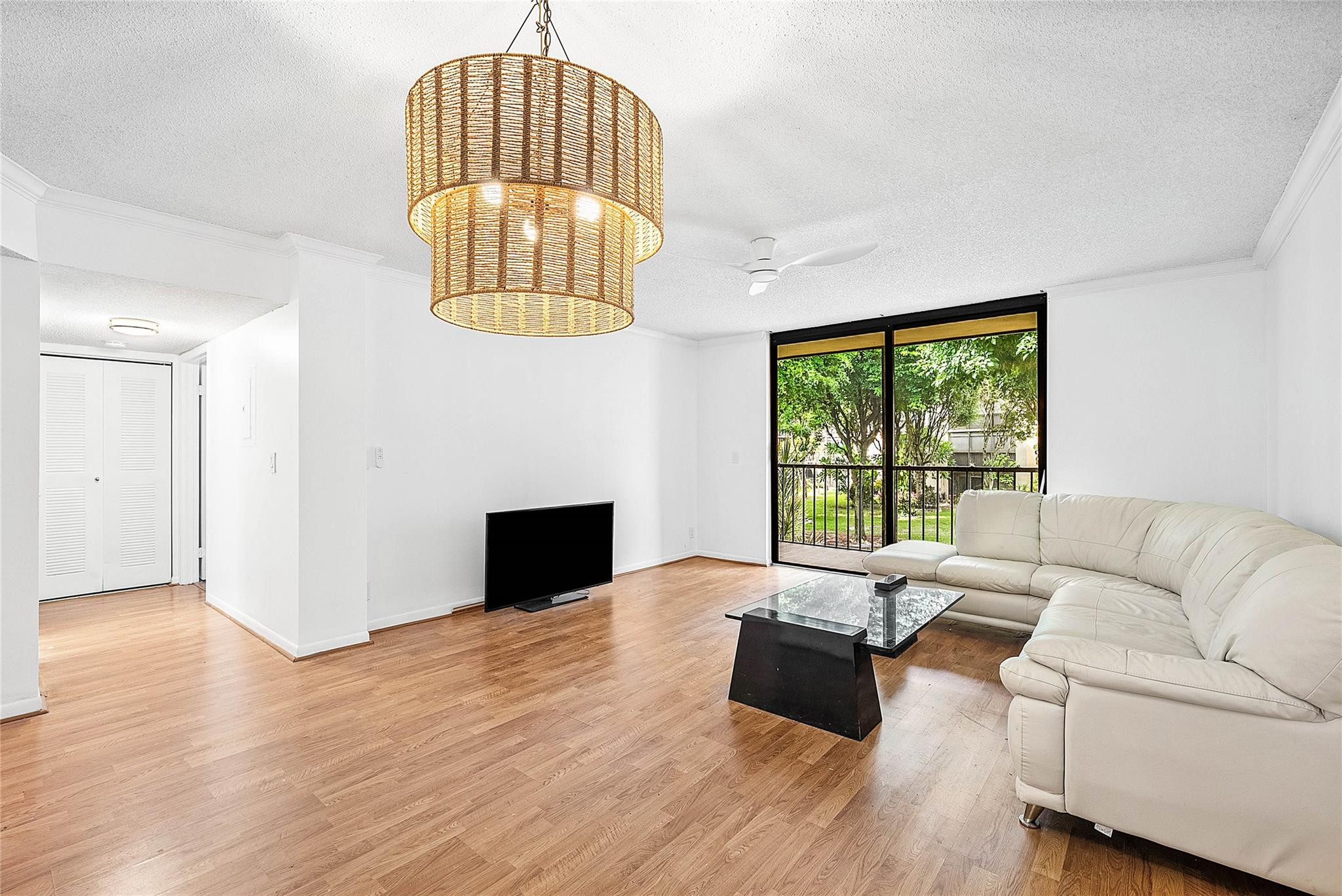 5280 Las Verdes Circle 202