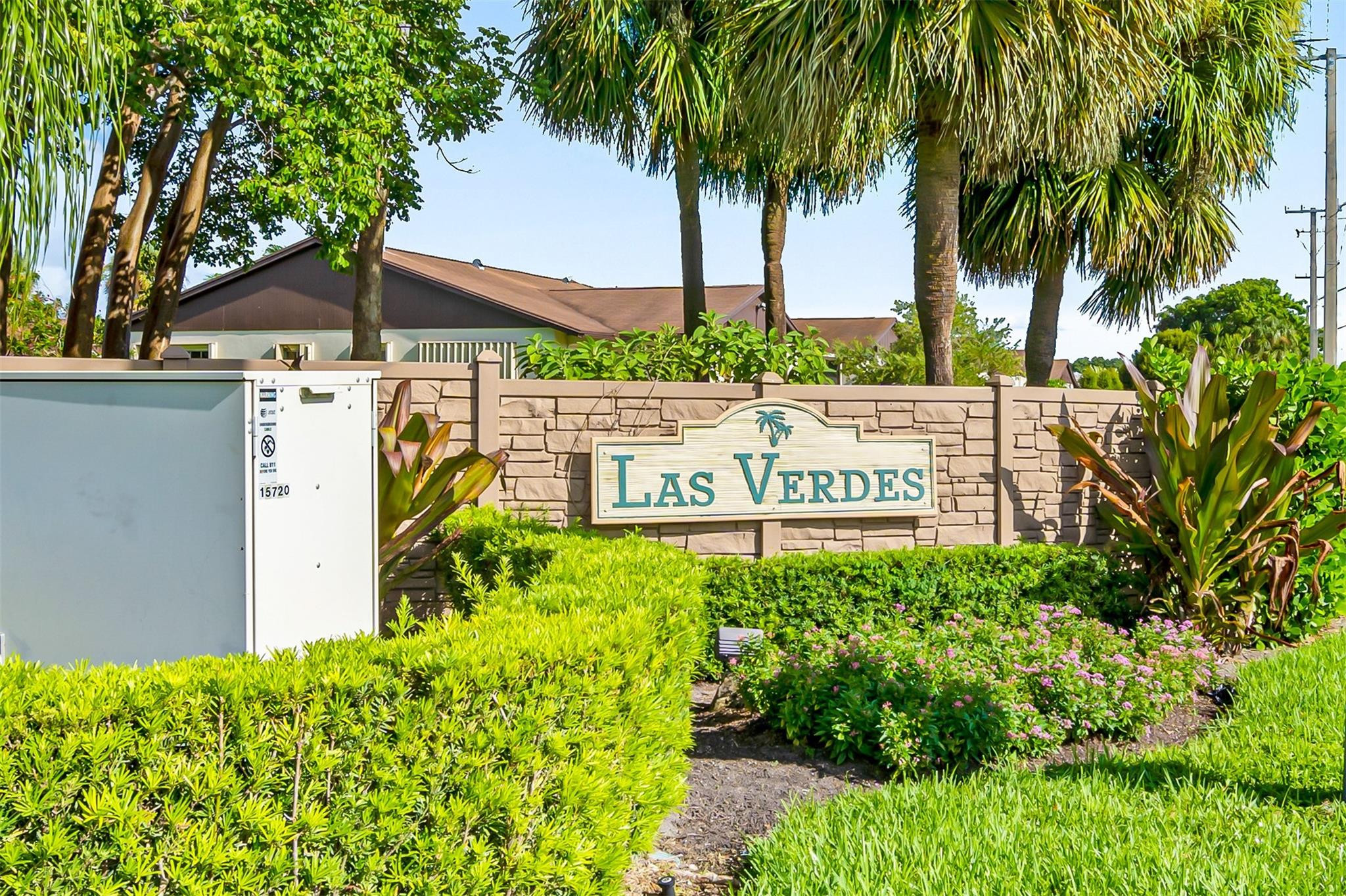 5280 Las Verdes Circle 202