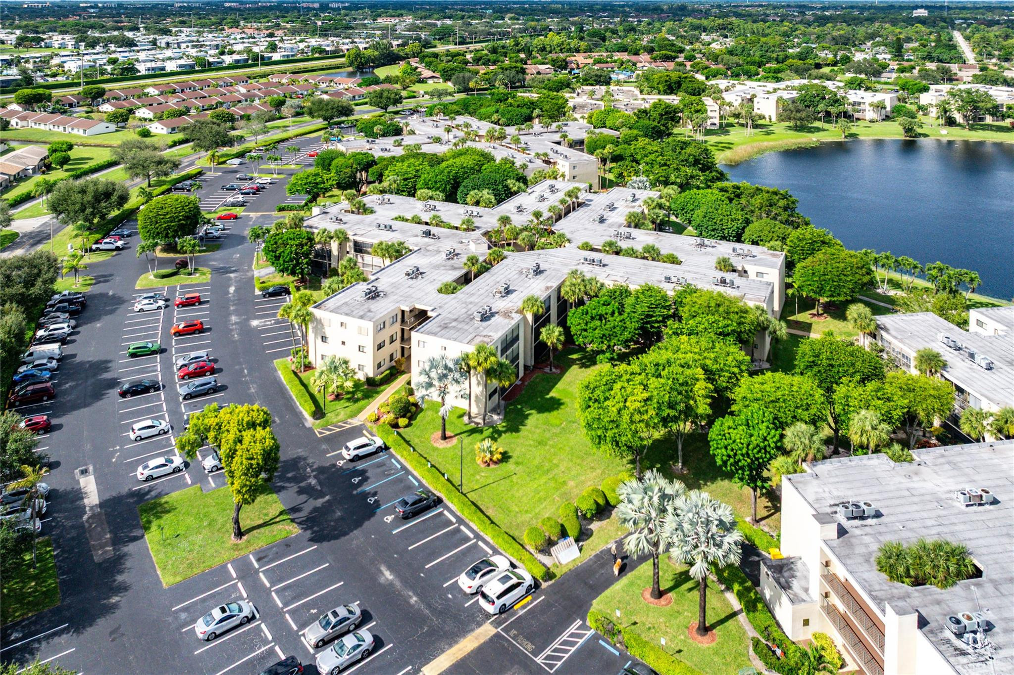 5280 Las Verdes Circle 202