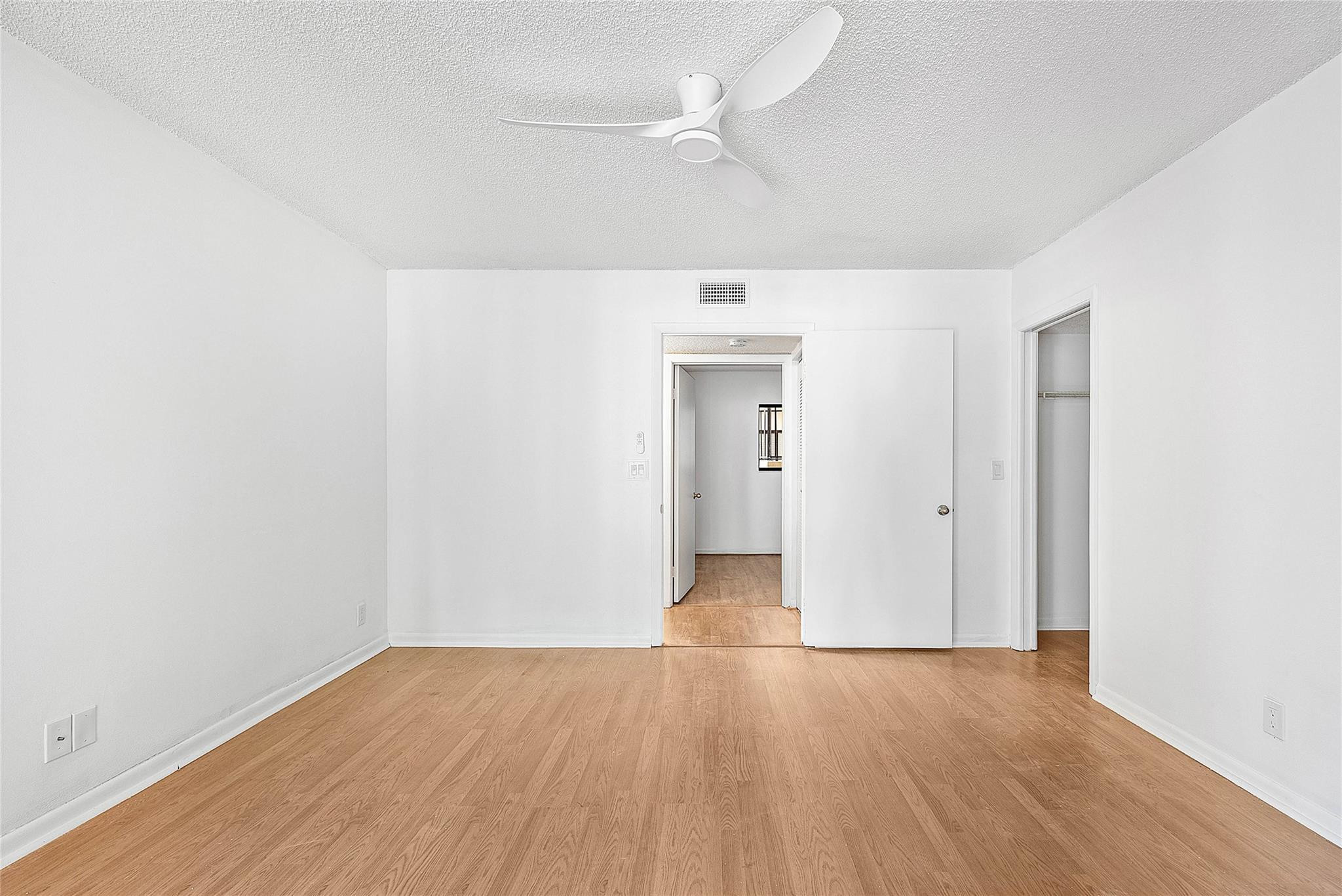 5280 Las Verdes Circle 202