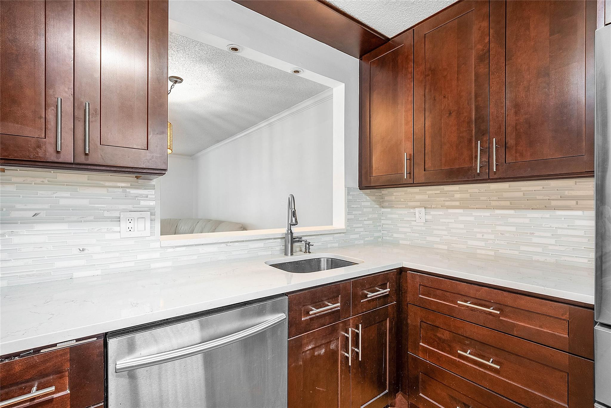 5280 Las Verdes Circle 202