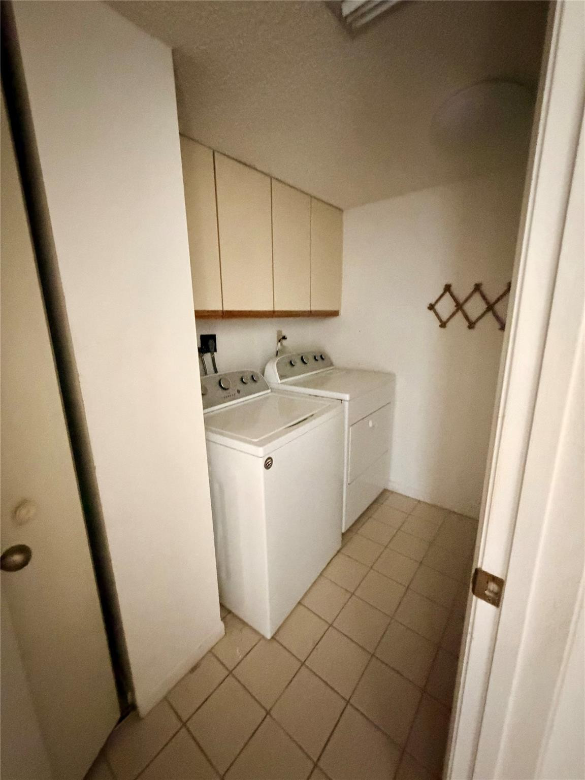 2907 Carambola Circle 201
