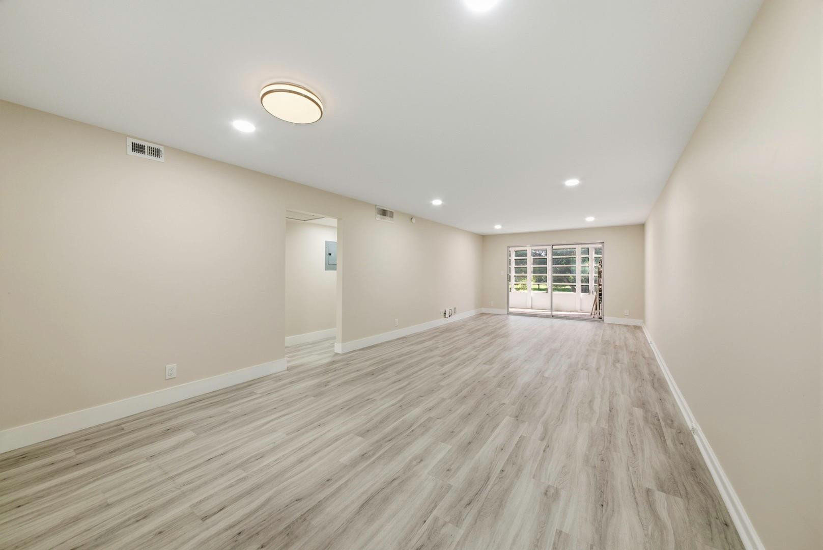 2901 Victoria Circle B-2