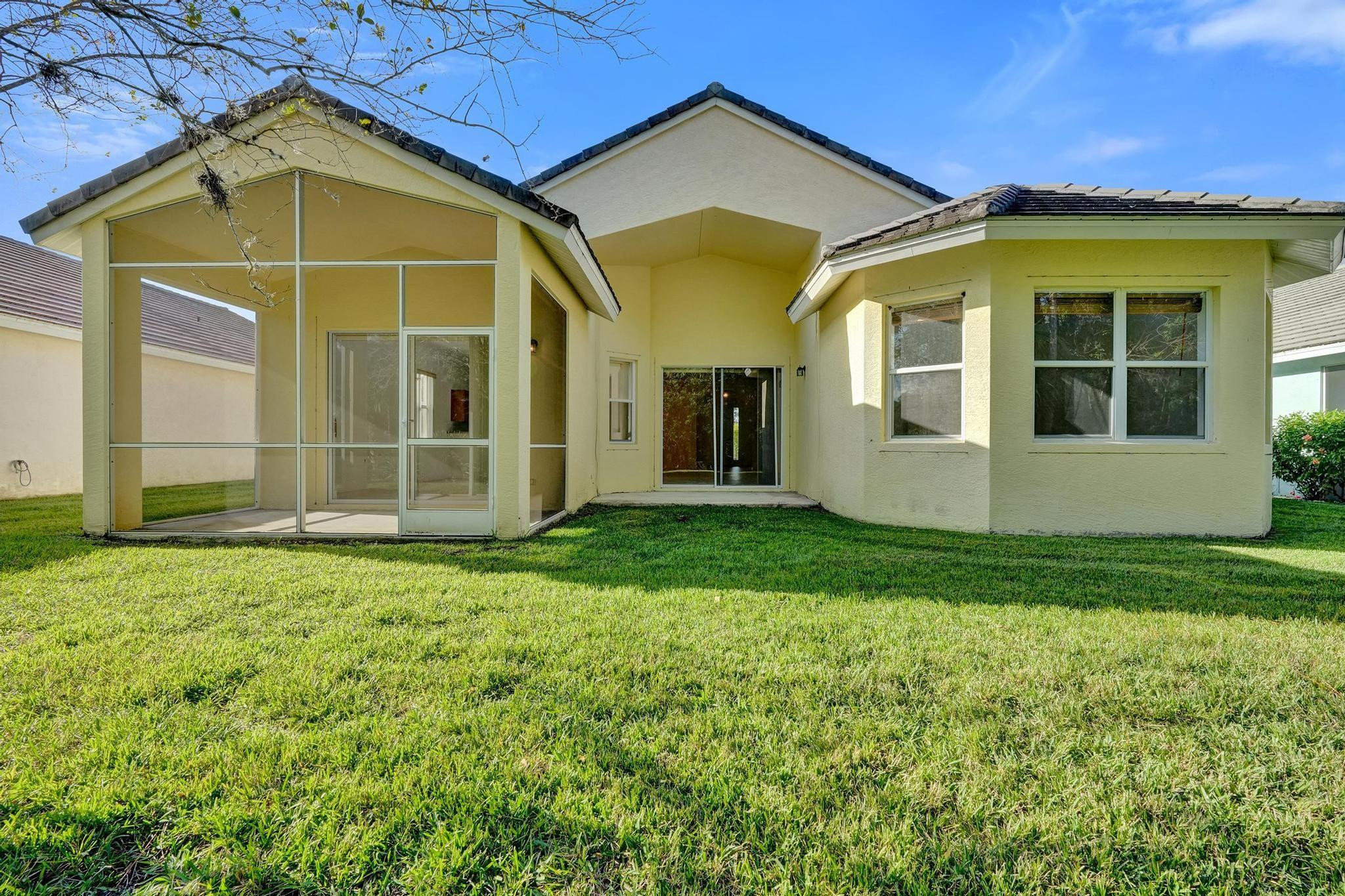 118 NW Pleasant Grove Way, Port St. Lucie