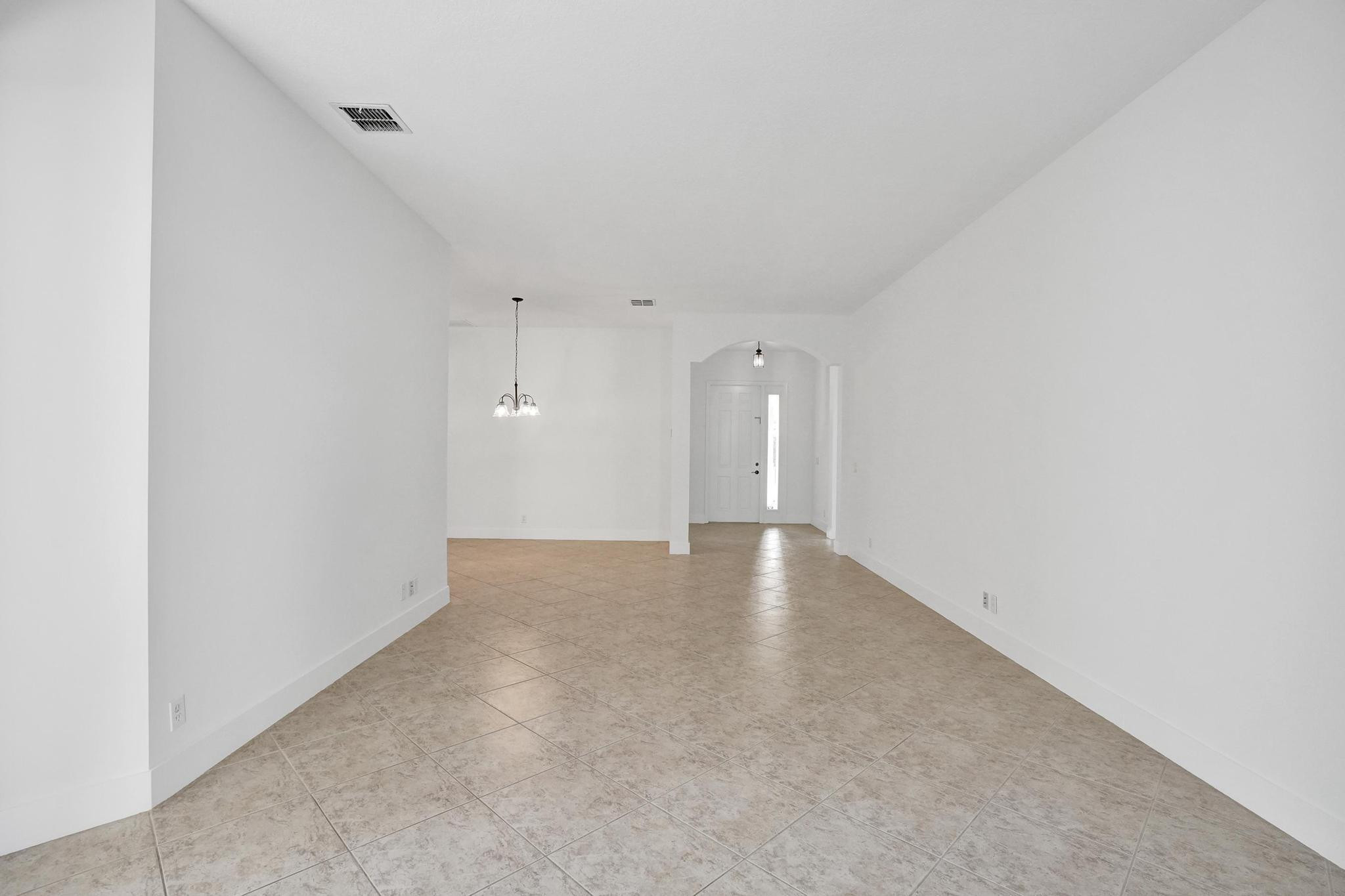 118 NW Pleasant Grove Way, Port St. Lucie