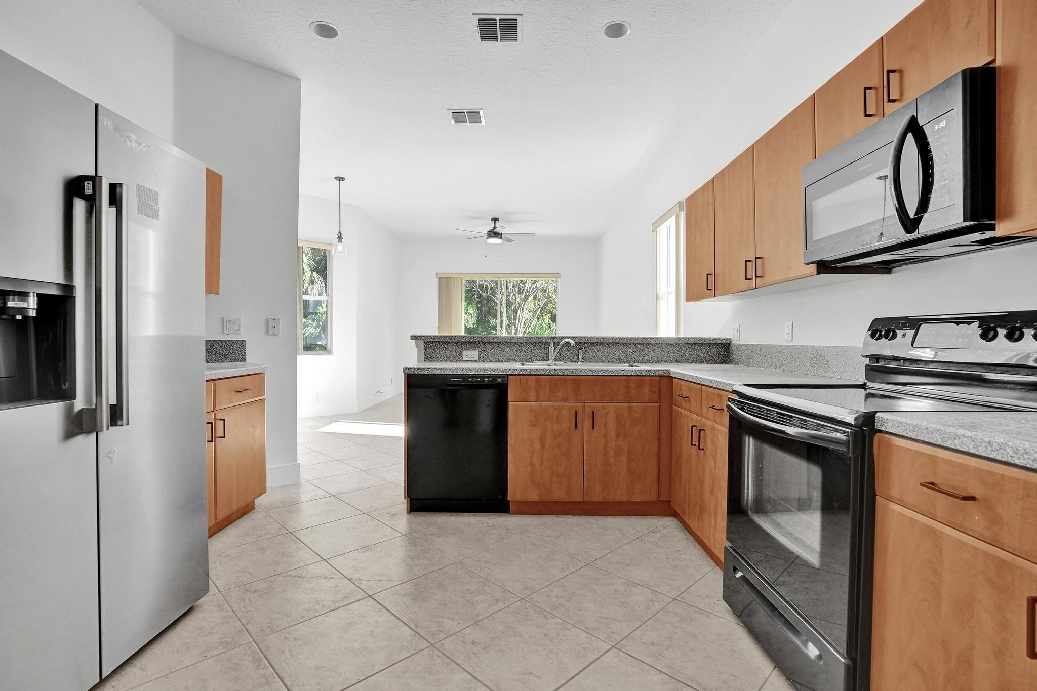118 NW Pleasant Grove Way, Port St. Lucie