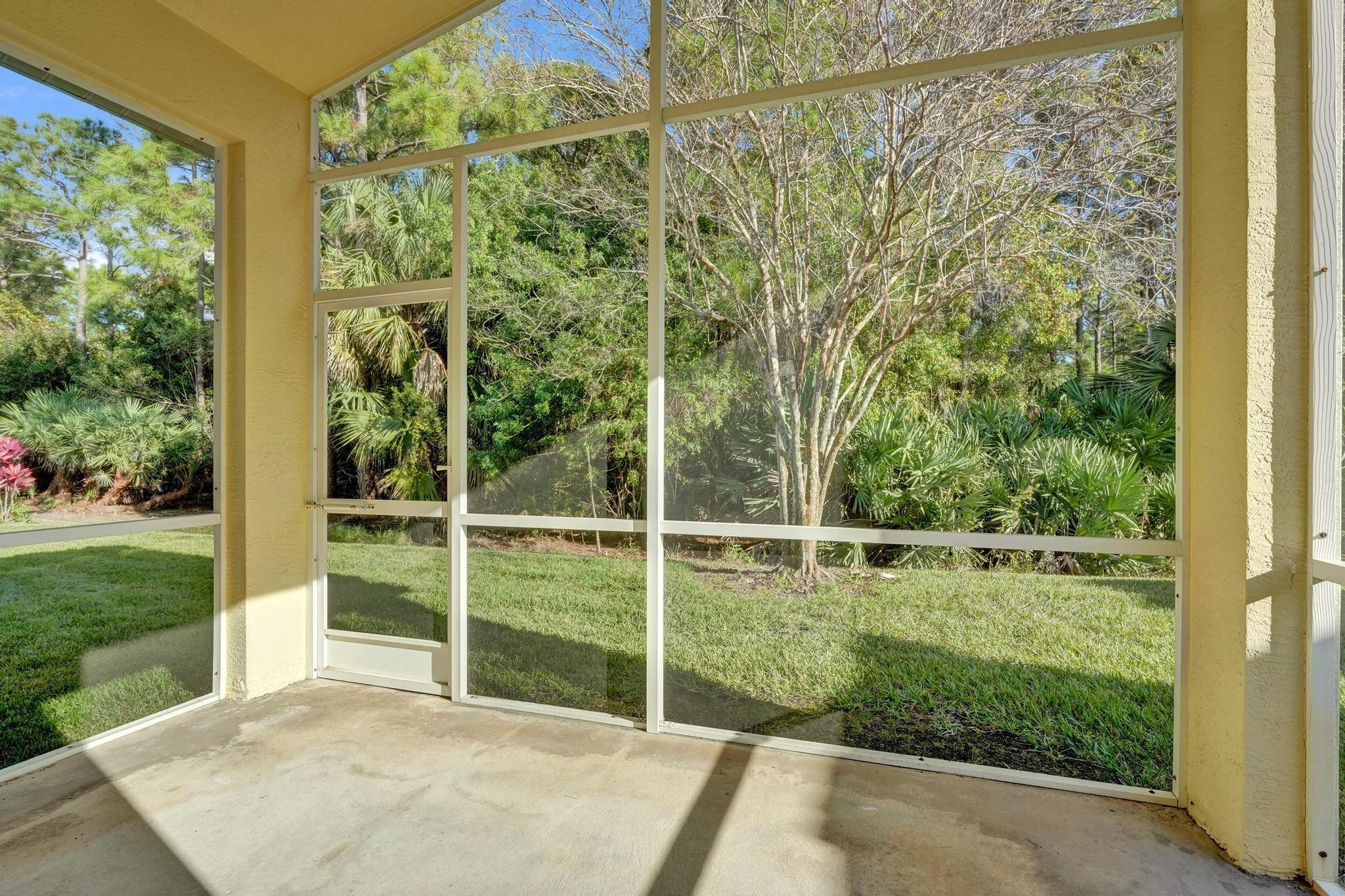 118 NW Pleasant Grove Way, Port St. Lucie