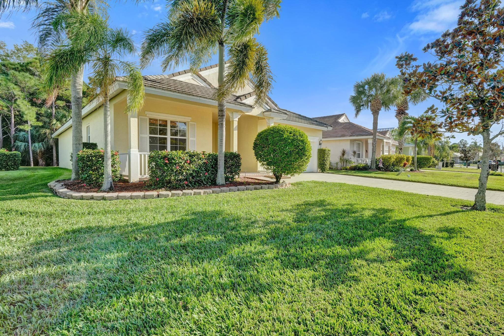 118 NW Pleasant Grove Way, Port St. Lucie