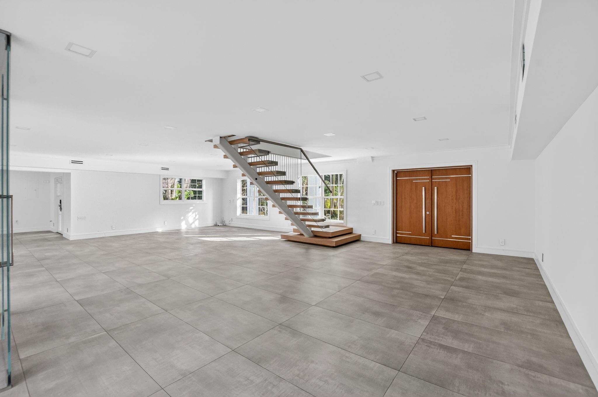 8233 Stagecoach Lane