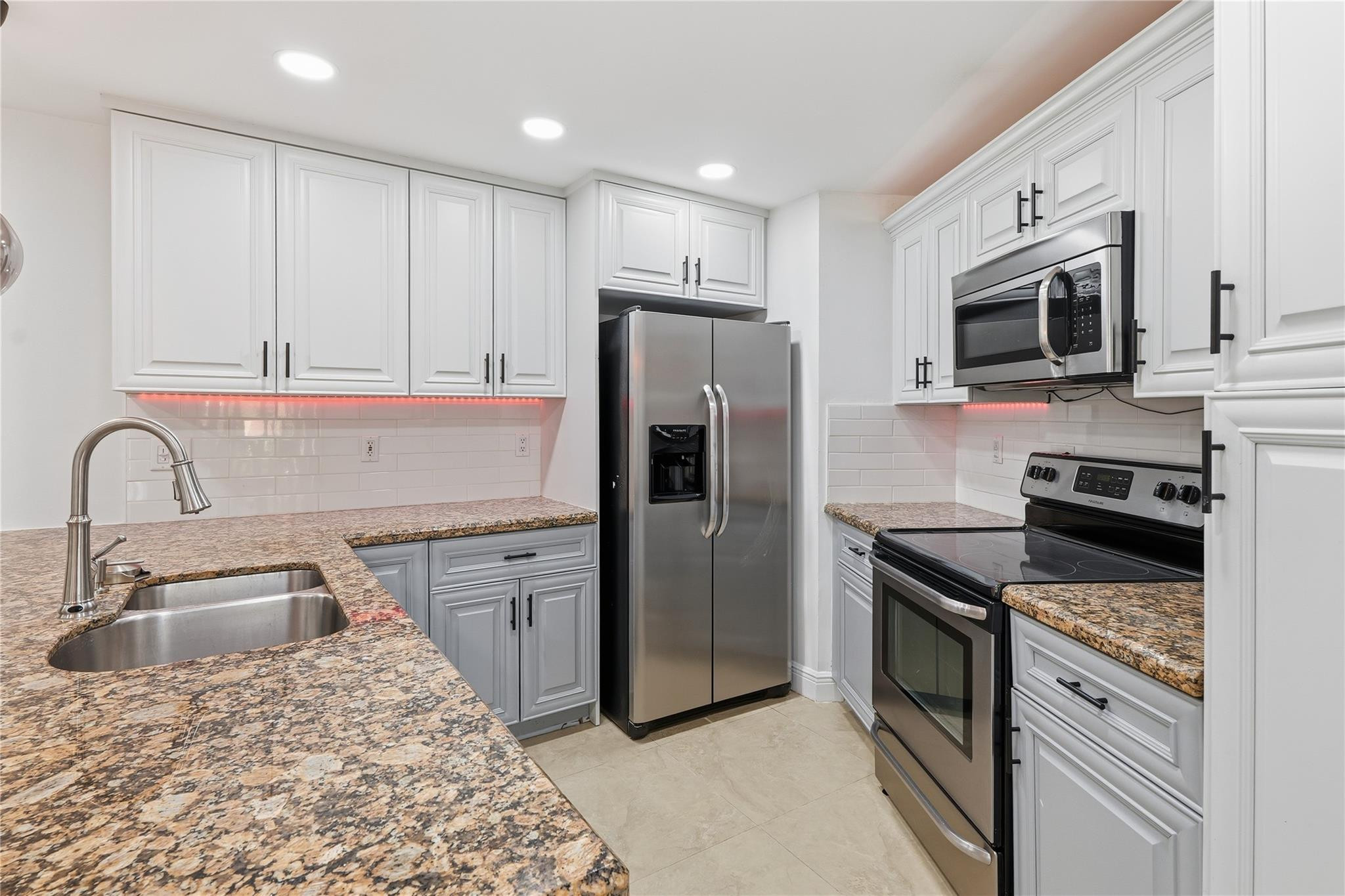 23048 Oxford Place A