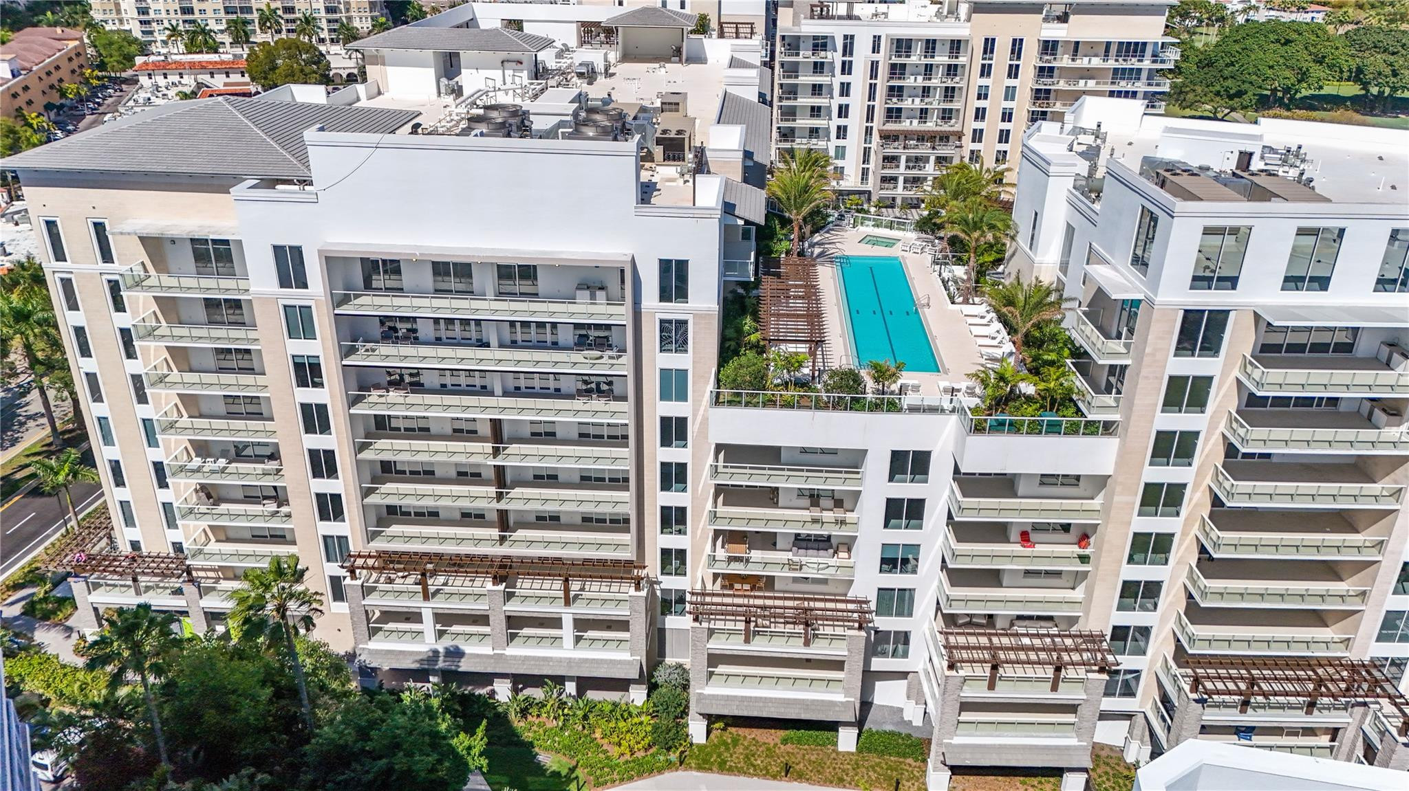 220 SE Mizner 314