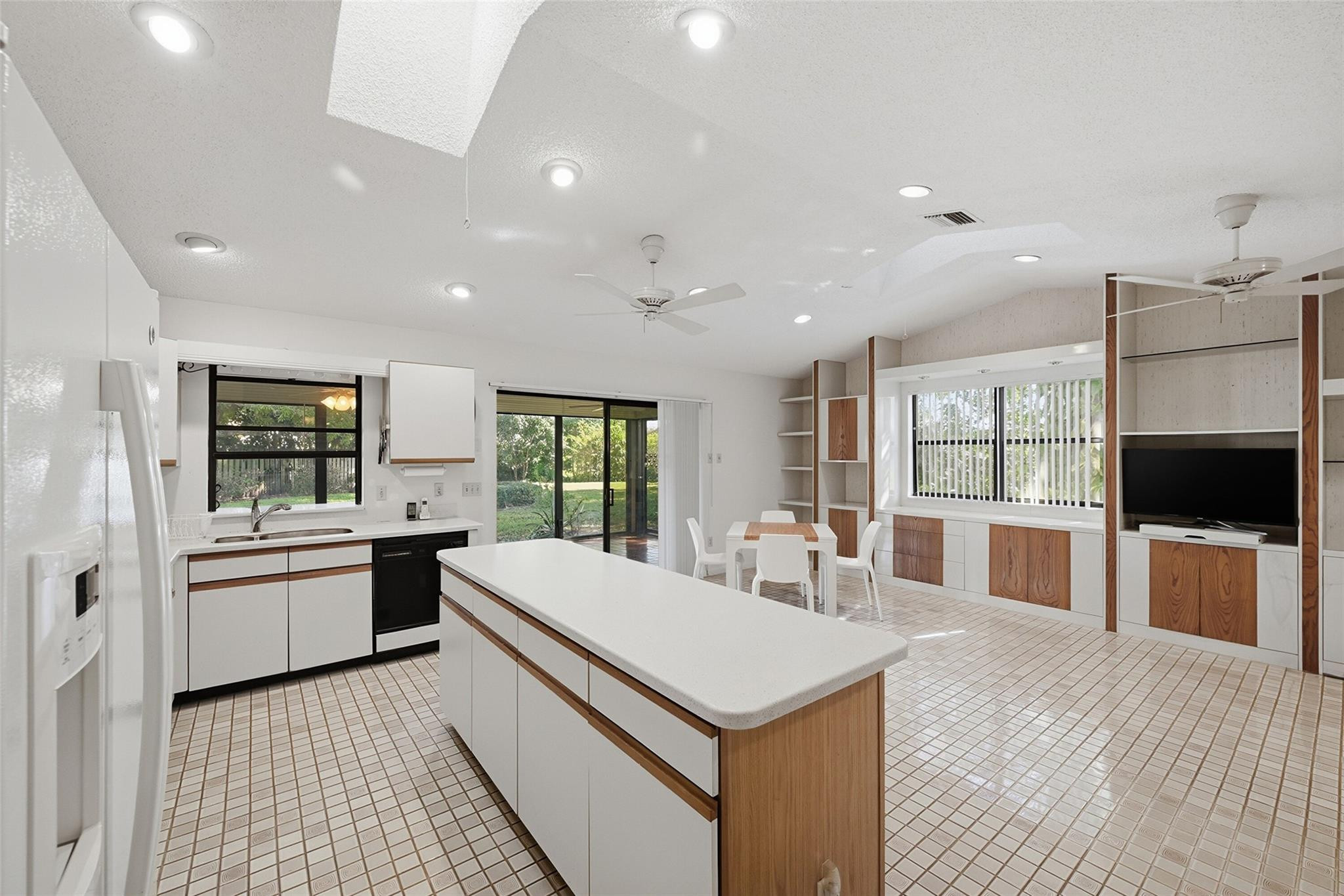 2805 NW 15th Street