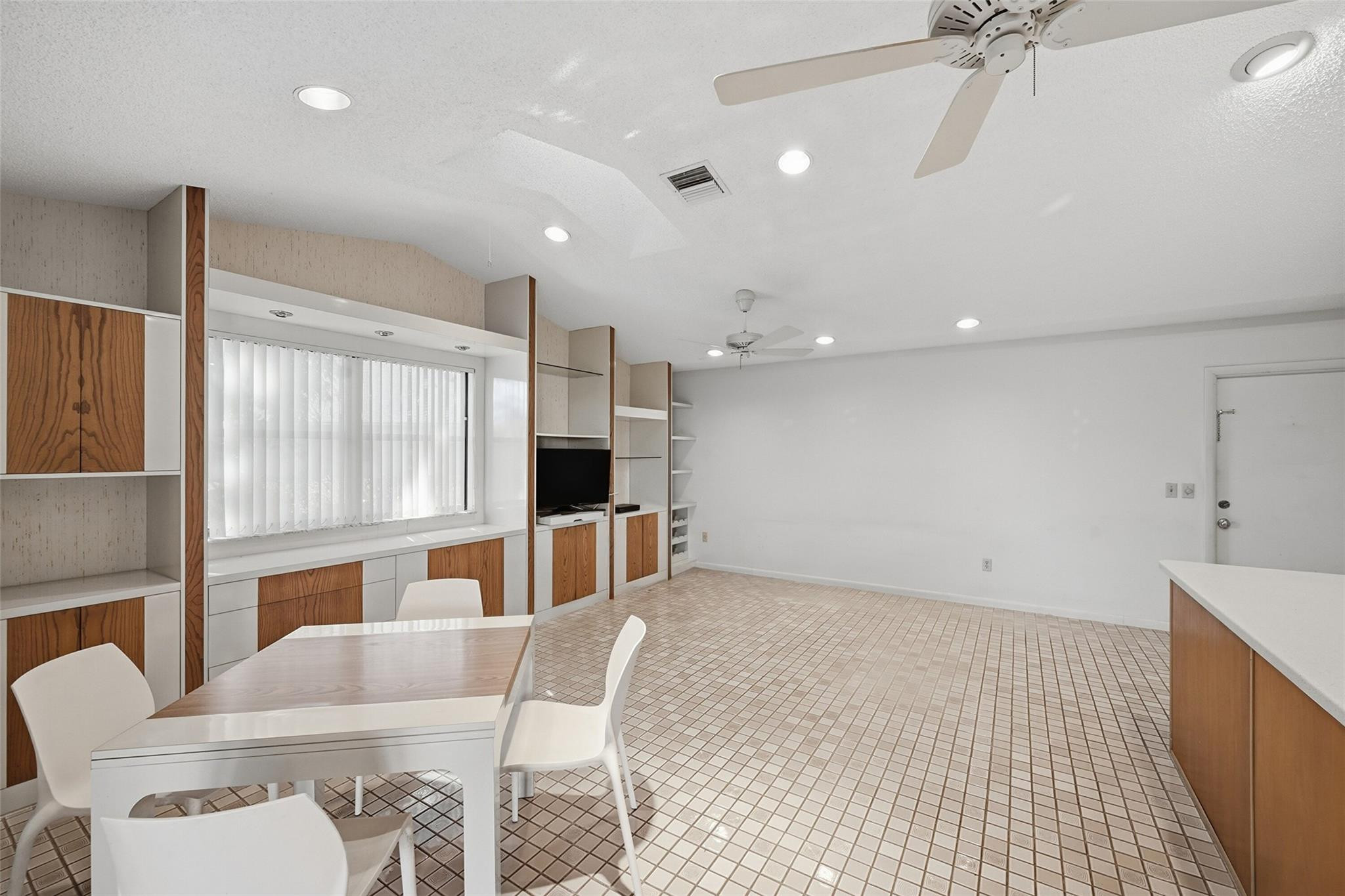 2805 NW 15th Street