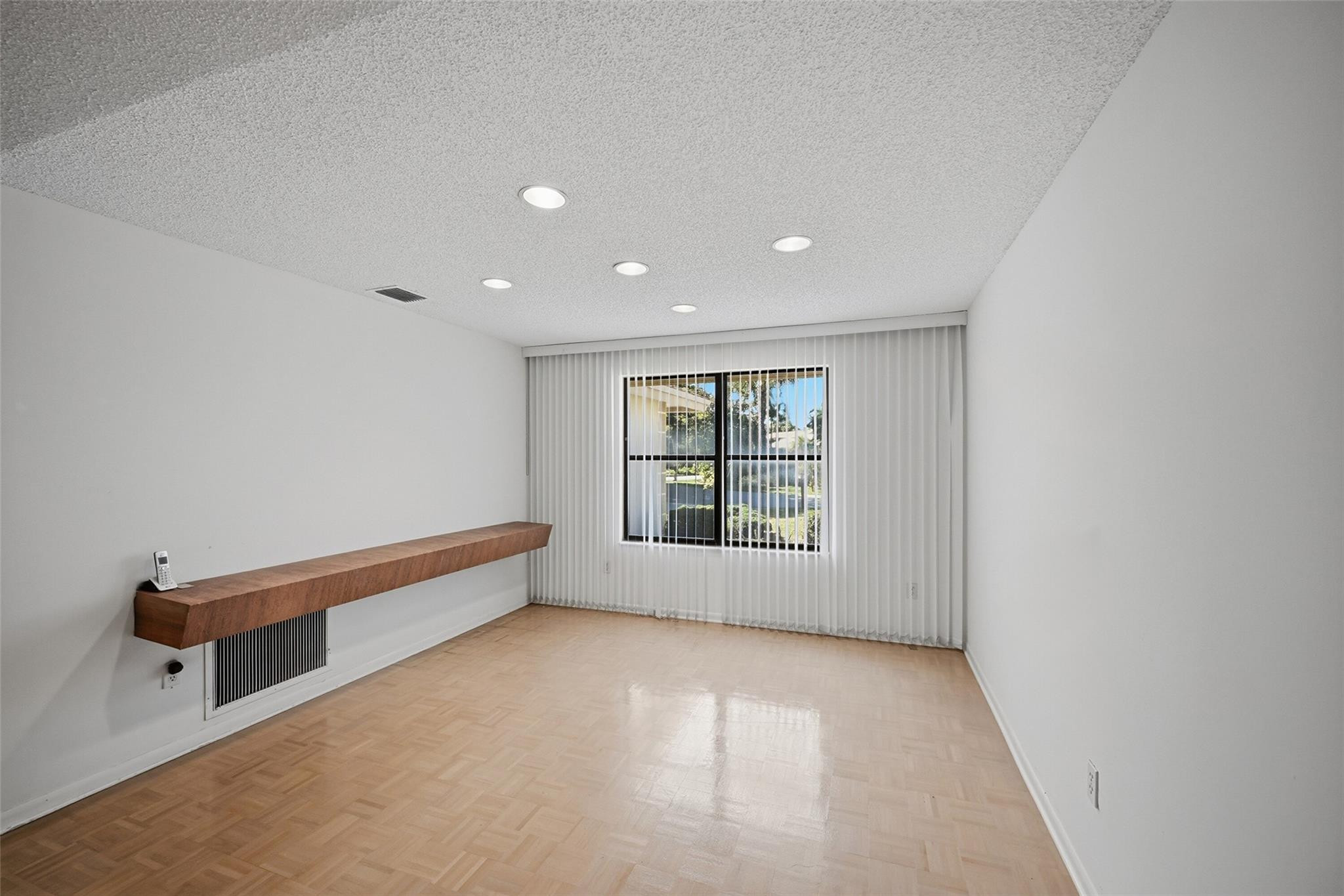 2805 NW 15th Street