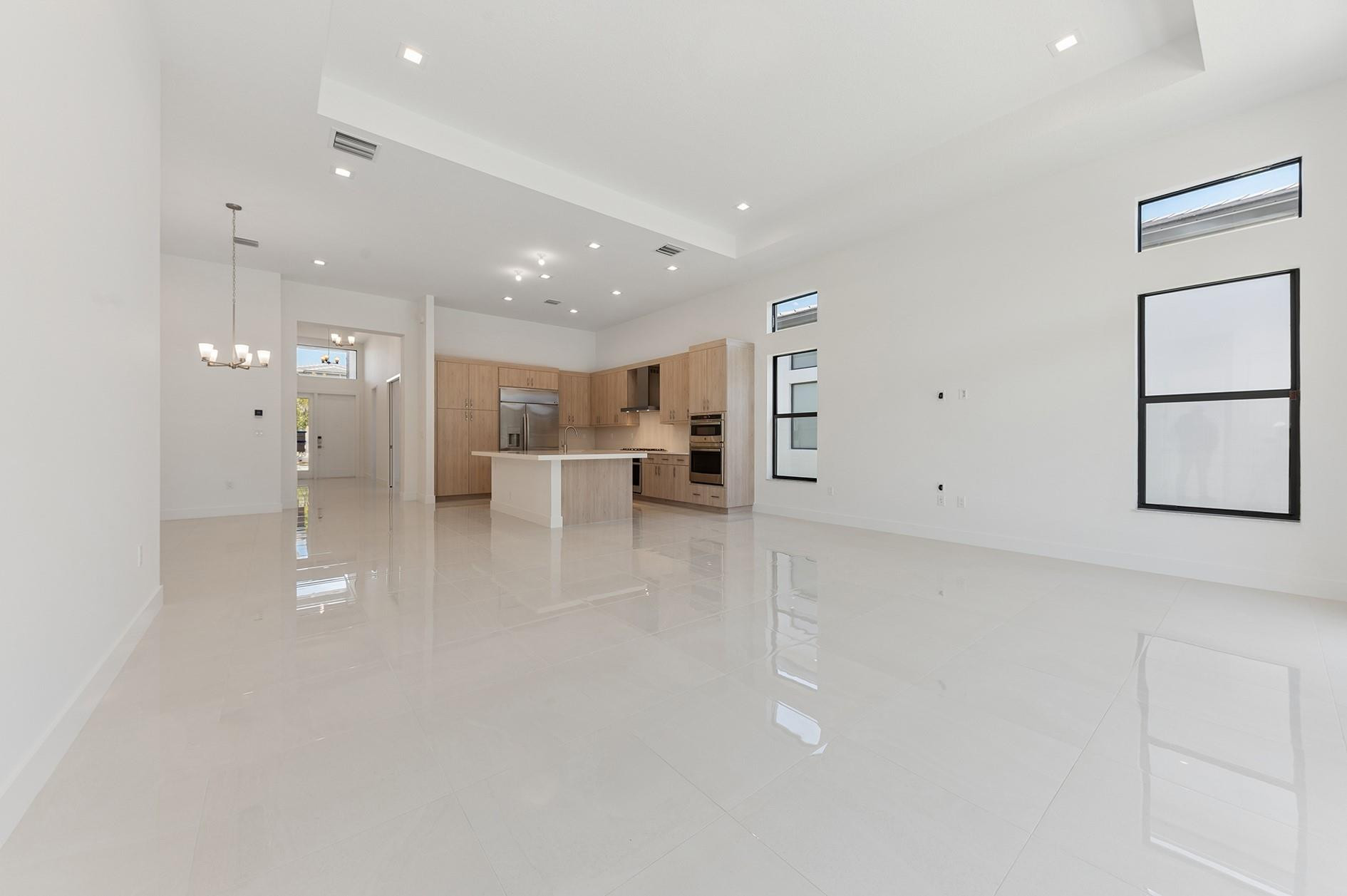 9568 Regal Palm Court