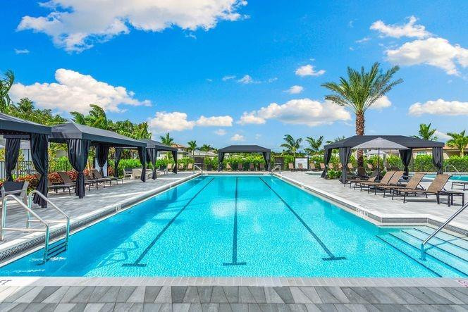 9568 Regal Palm Court
