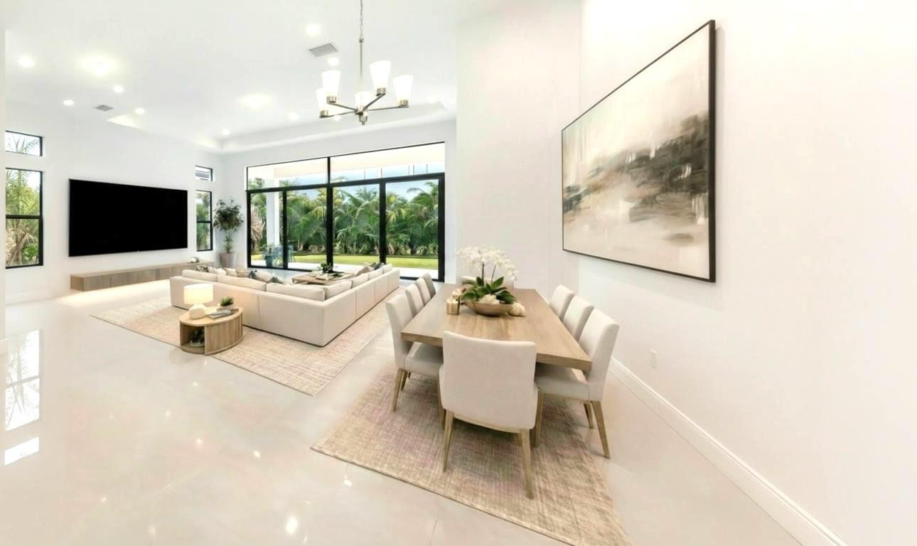 9568 Regal Palm Court