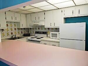 4156 Inverrary Drive 305