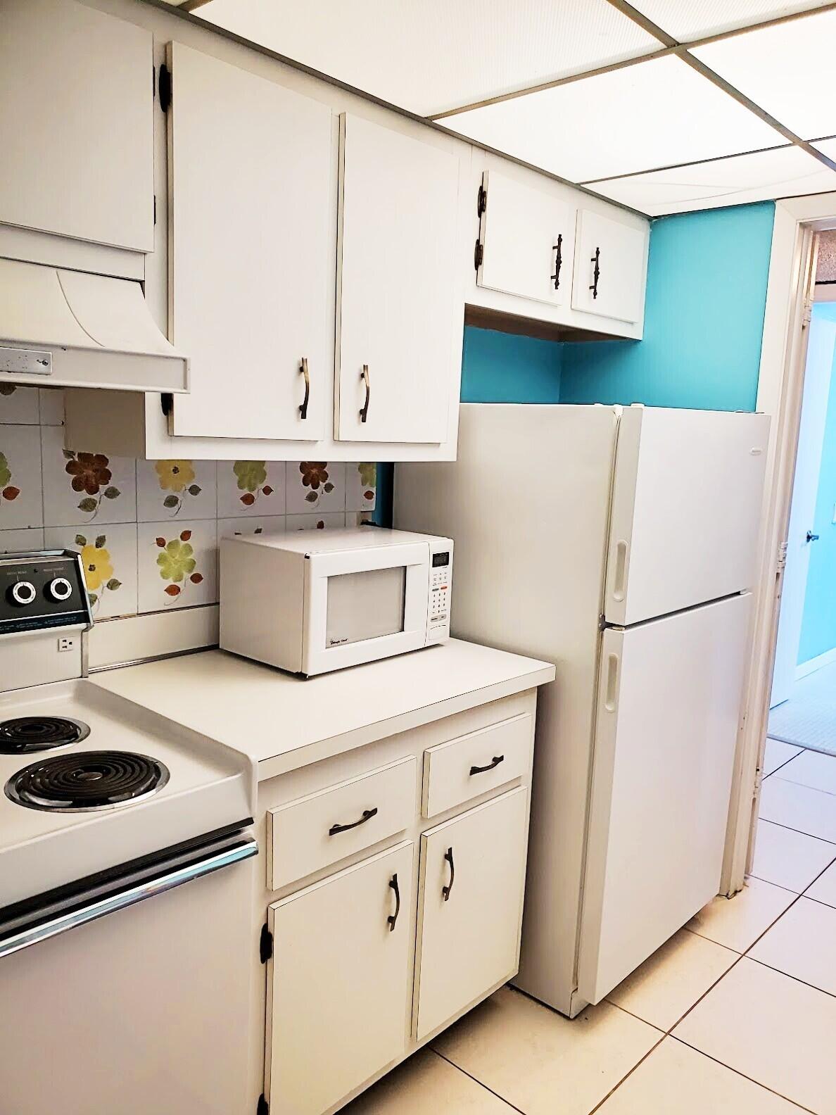 4156 Inverrary Drive 305