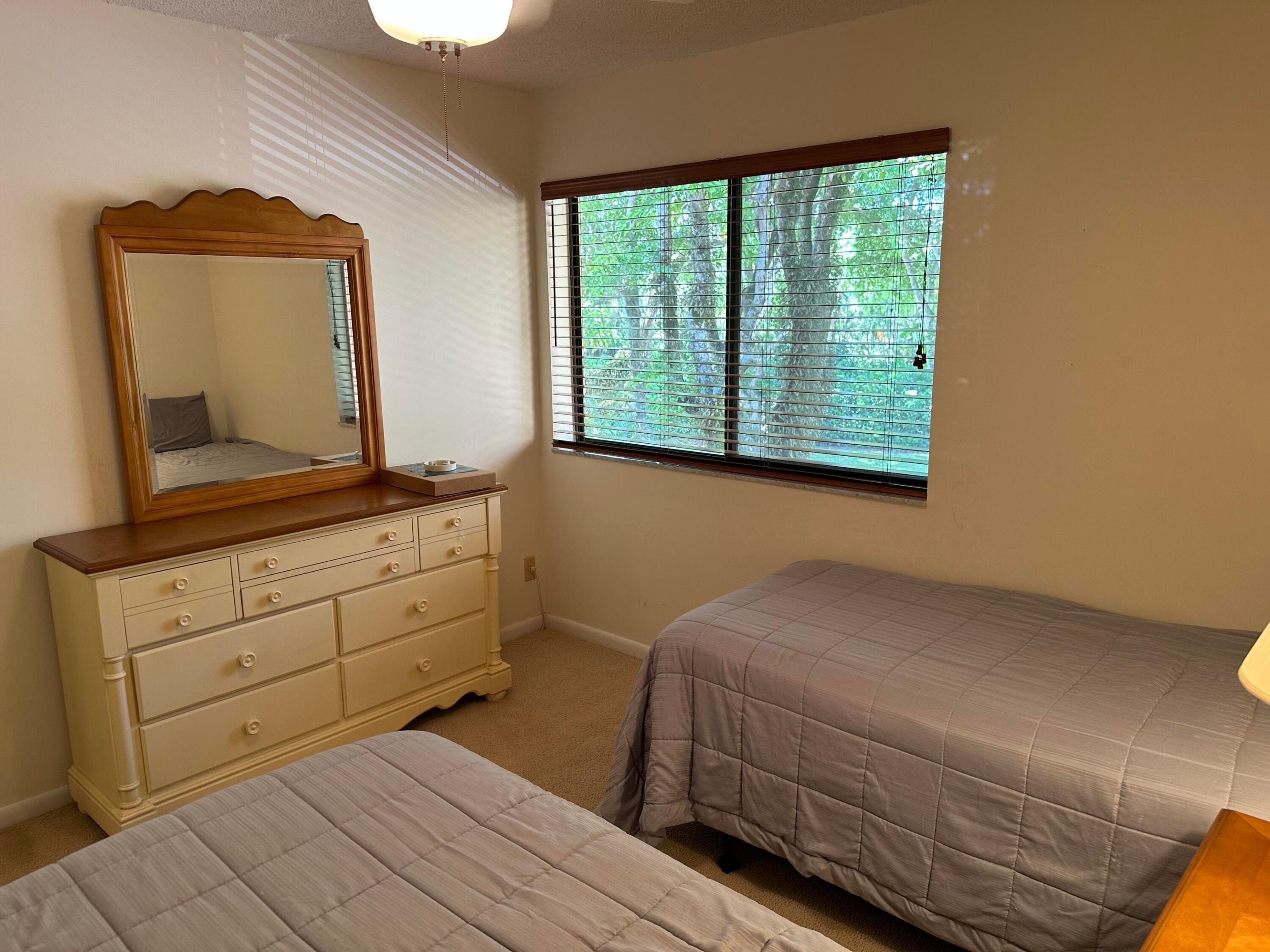 11142 Green Lake Drive 204