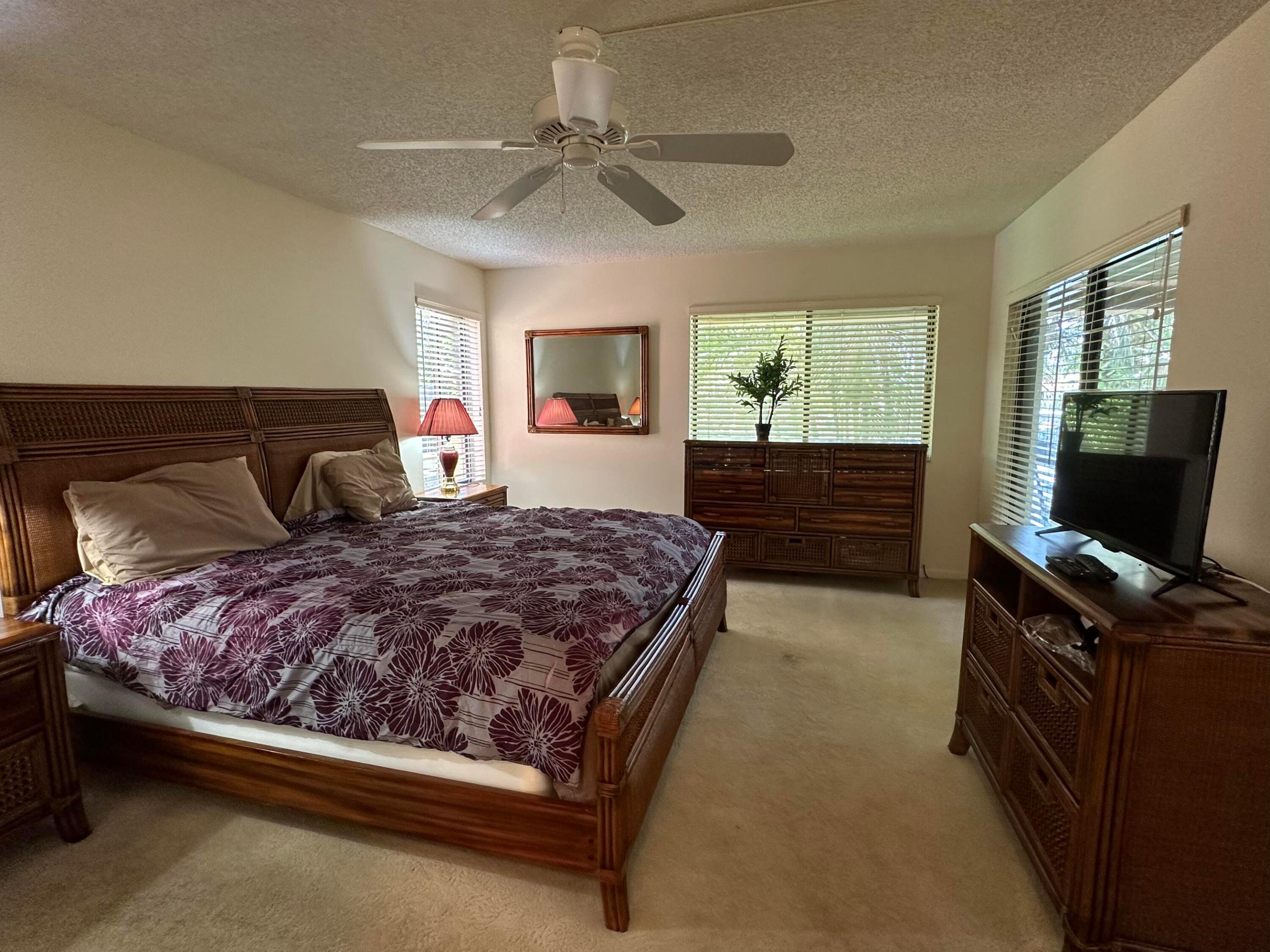 11142 Green Lake Drive 204